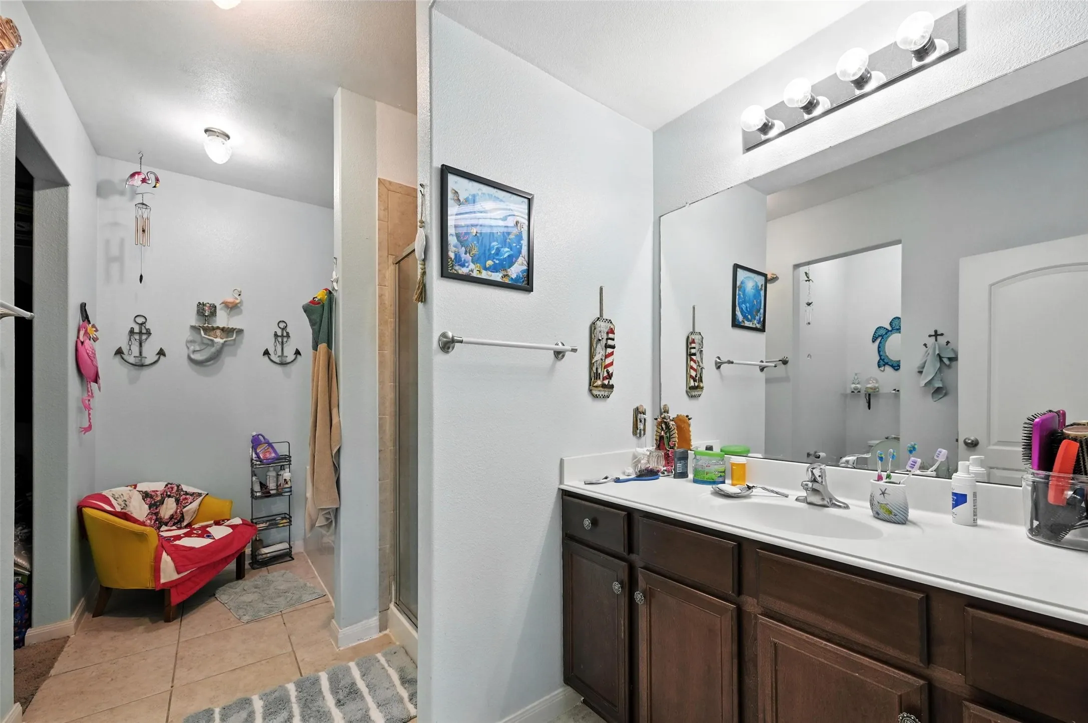 Single Family Residence For Sale in Ellis County , 122 Presidents Way, Venus, Texas 76084, 5 Bedroom, 3 Bathroom, 2 Garage spaces, 2,592 Sqft, built in 2018, mls#21296718, Real Estate Agent in Venus, Homes For Sale in Ellis county, Homes For Sale in Venus, Realtor in Venus Texas, Real Estate Brokerage Independent Realty Texas, Luminita Cordes Realtor