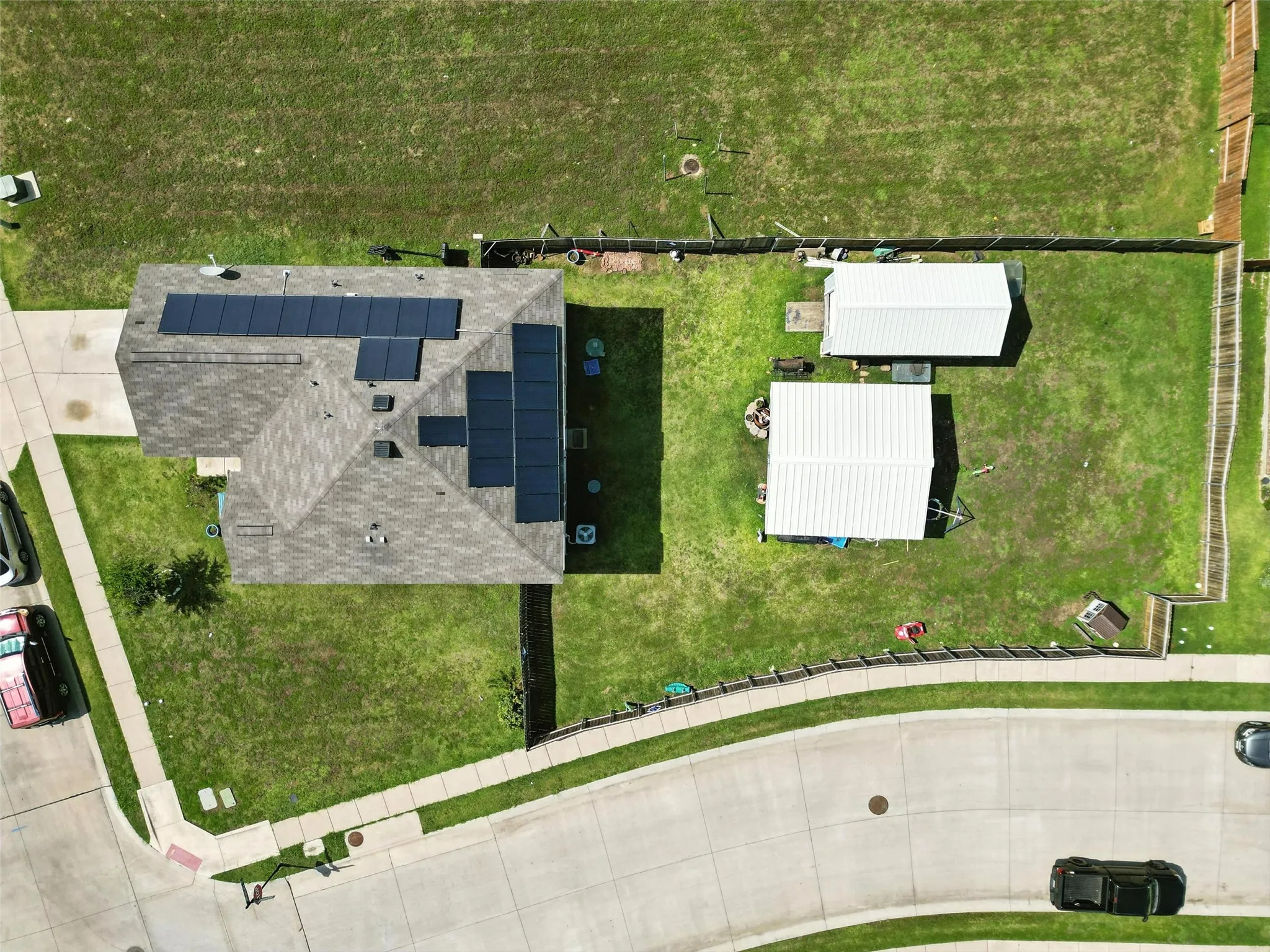 Single Family Residence For Sale in Ellis County , 122 Presidents Way, Venus, Texas 76084, 5 Bedroom, 3 Bathroom, 2 Garage spaces, 2,592 Sqft, built in 2018, mls#21296718, Real Estate Agent in Venus, Homes For Sale in Ellis county, Homes For Sale in Venus, Realtor in Venus Texas, Real Estate Brokerage Independent Realty Texas, Luminita Cordes Realtor