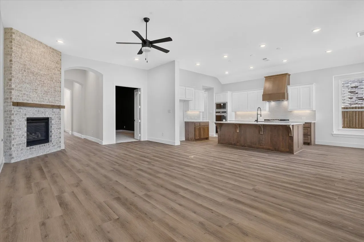Single Family Residence For Sale in Denton County , 1025 Pelotazo Avenue, Fort Worth, Texas 76247, 3 Bedroom, 4 Bathroom, 3 Garage spaces, 2,795 Sqft, built in 2026, mls#21295929, Real Estate Agent in Fort Worth, Homes For Sale in Denton county, Homes For Sale in Fort Worth, Realtor in Fort Worth Texas, Real Estate Brokerage Independent Realty Texas, Luminita Cordes Realtor