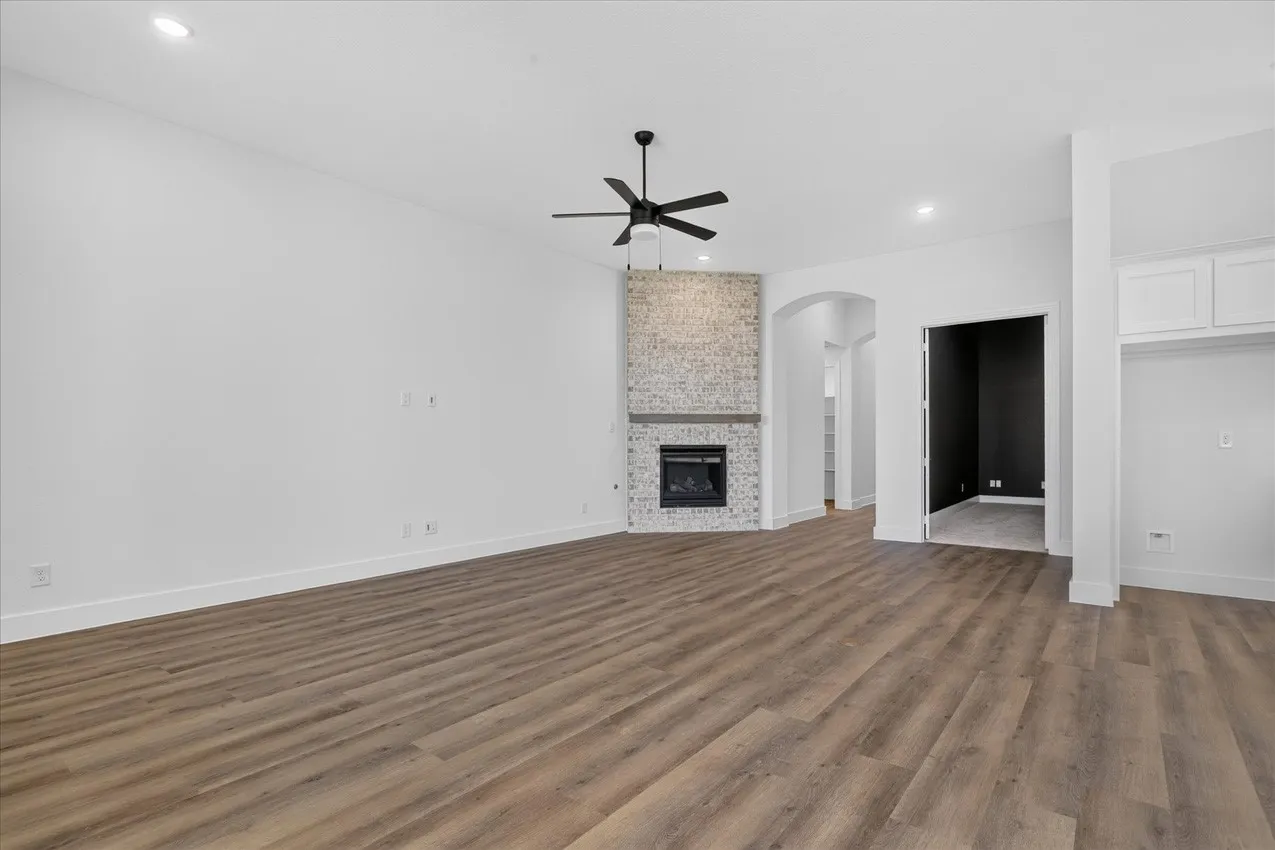 Single Family Residence For Sale in Denton County , 1025 Pelotazo Avenue, Fort Worth, Texas 76247, 3 Bedroom, 4 Bathroom, 3 Garage spaces, 2,795 Sqft, built in 2026, mls#21295929, Real Estate Agent in Fort Worth, Homes For Sale in Denton county, Homes For Sale in Fort Worth, Realtor in Fort Worth Texas, Real Estate Brokerage Independent Realty Texas, Luminita Cordes Realtor