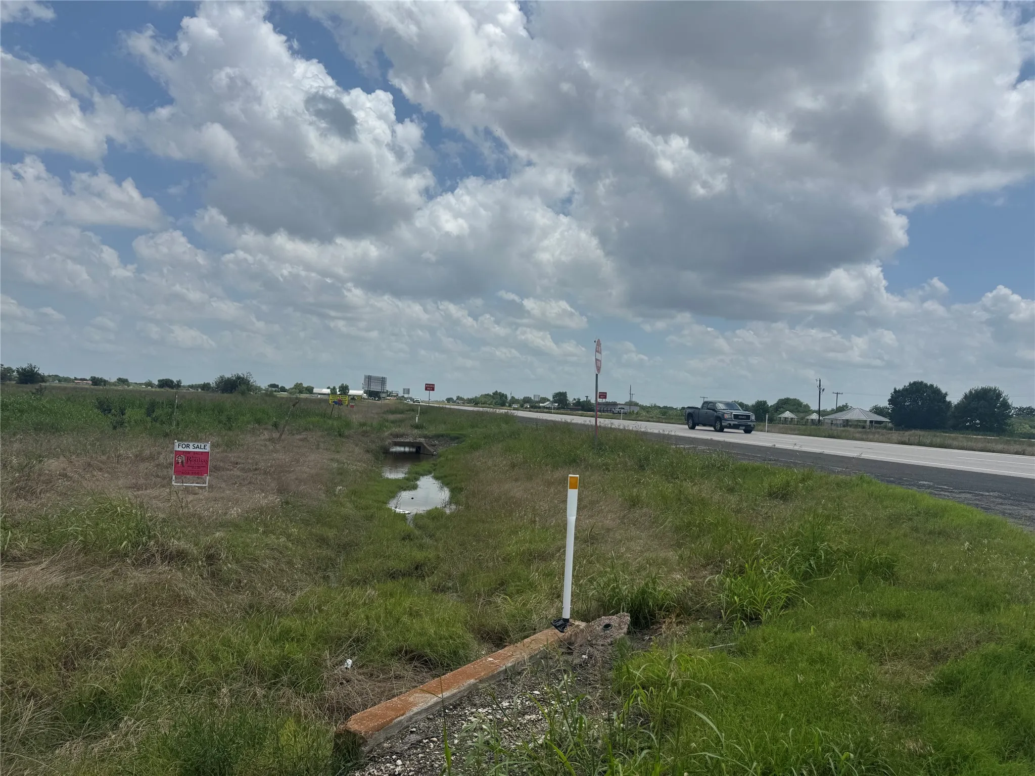 Improved Land For Sale in Kaufman County , 5479 E Highway 175, Kaufman, Texas 75142, 0, 0, Garage spaces, 0 Sqft, built in 0, Price $4,200,000, mls#21295978, Real Estate Agent in Kaufman, Homes For Sale in Kaufman county, Homes For Sale in Kaufman, Realtor in Kaufman Texas, Real Estate Brokerage Independent Realty Texas, Luminita Cordes Realtor