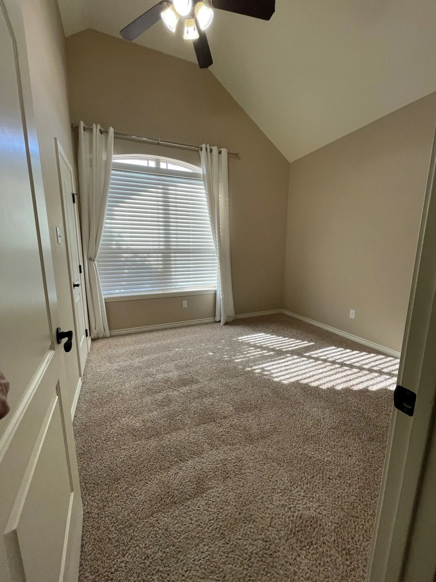 Single Family Residence For Rent in Taylor County , 702 Swift Water Drive, Abilene, Texas 79602, 4 Bedroom, 2 Bathroom, 2 Garage spaces, 1,860 Sqft, built in 2012, mls#21296782, Real Estate Agent in Abilene, Homes For Rent in Taylor county, Homes For Rent in Abilene, Realtor in Abilene Texas, Real Estate Brokerage Independent Realty Texas, Luminita Cordes Realtor