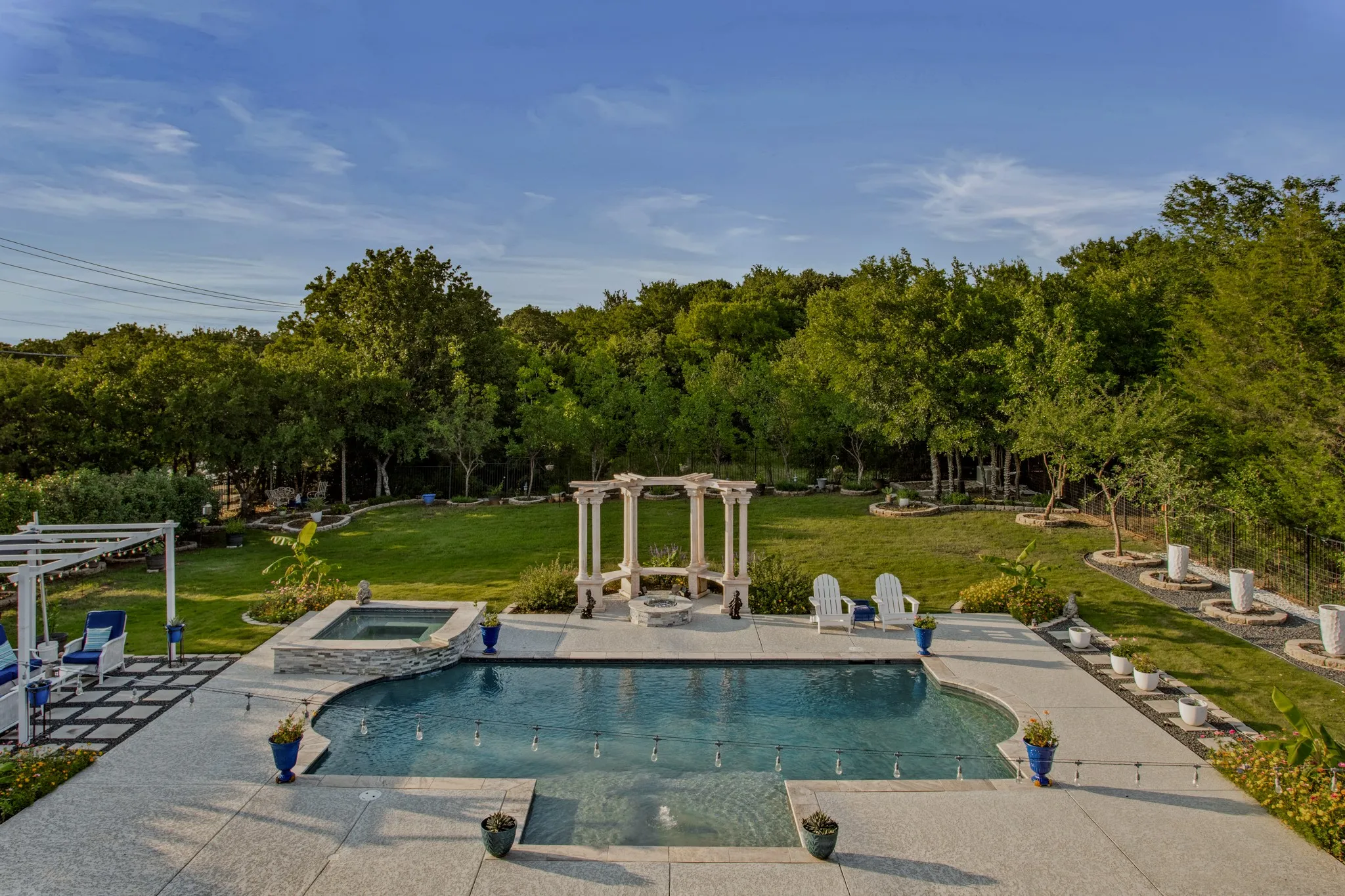 Single Family Residence For Sale in Denton County , 3704 Kingfisher Court, Flower Mound, Texas 75022, 5 Bedroom, 6 Bathroom, 6 Garage spaces, 7,003 Sqft, built in 2007, mls#21240522, Real Estate Agent in Flower Mound, Homes For Sale in Denton county, Homes For Sale in Flower Mound, Realtor in Flower Mound Texas, Real Estate Brokerage Independent Realty Texas, Luminita Cordes Realtor