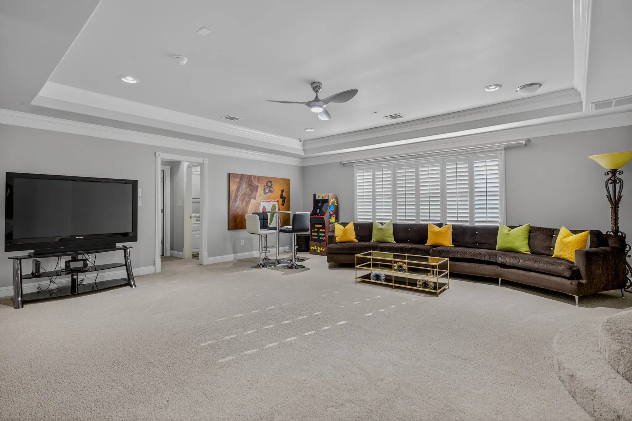 Single Family Residence For Sale in Denton County , 3704 Kingfisher Court, Flower Mound, Texas 75022, 5 Bedroom, 6 Bathroom, 6 Garage spaces, 7,003 Sqft, built in 2007, mls#21240522, Real Estate Agent in Flower Mound, Homes For Sale in Denton county, Homes For Sale in Flower Mound, Realtor in Flower Mound Texas, Real Estate Brokerage Independent Realty Texas, Luminita Cordes Realtor