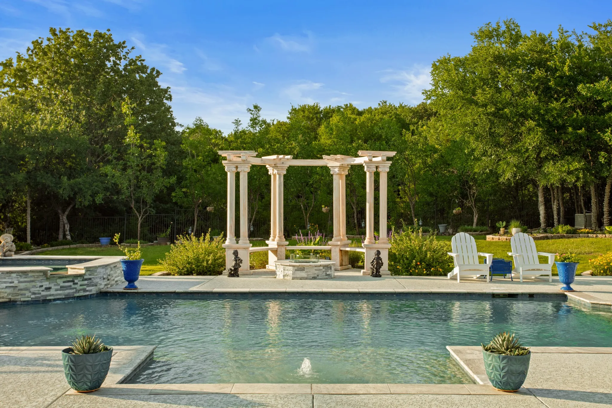 Single Family Residence For Sale in Denton County , 3704 Kingfisher Court, Flower Mound, Texas 75022, 5 Bedroom, 6 Bathroom, 6 Garage spaces, 7,003 Sqft, built in 2007, mls#21240522, Real Estate Agent in Flower Mound, Homes For Sale in Denton county, Homes For Sale in Flower Mound, Realtor in Flower Mound Texas, Real Estate Brokerage Independent Realty Texas, Luminita Cordes Realtor