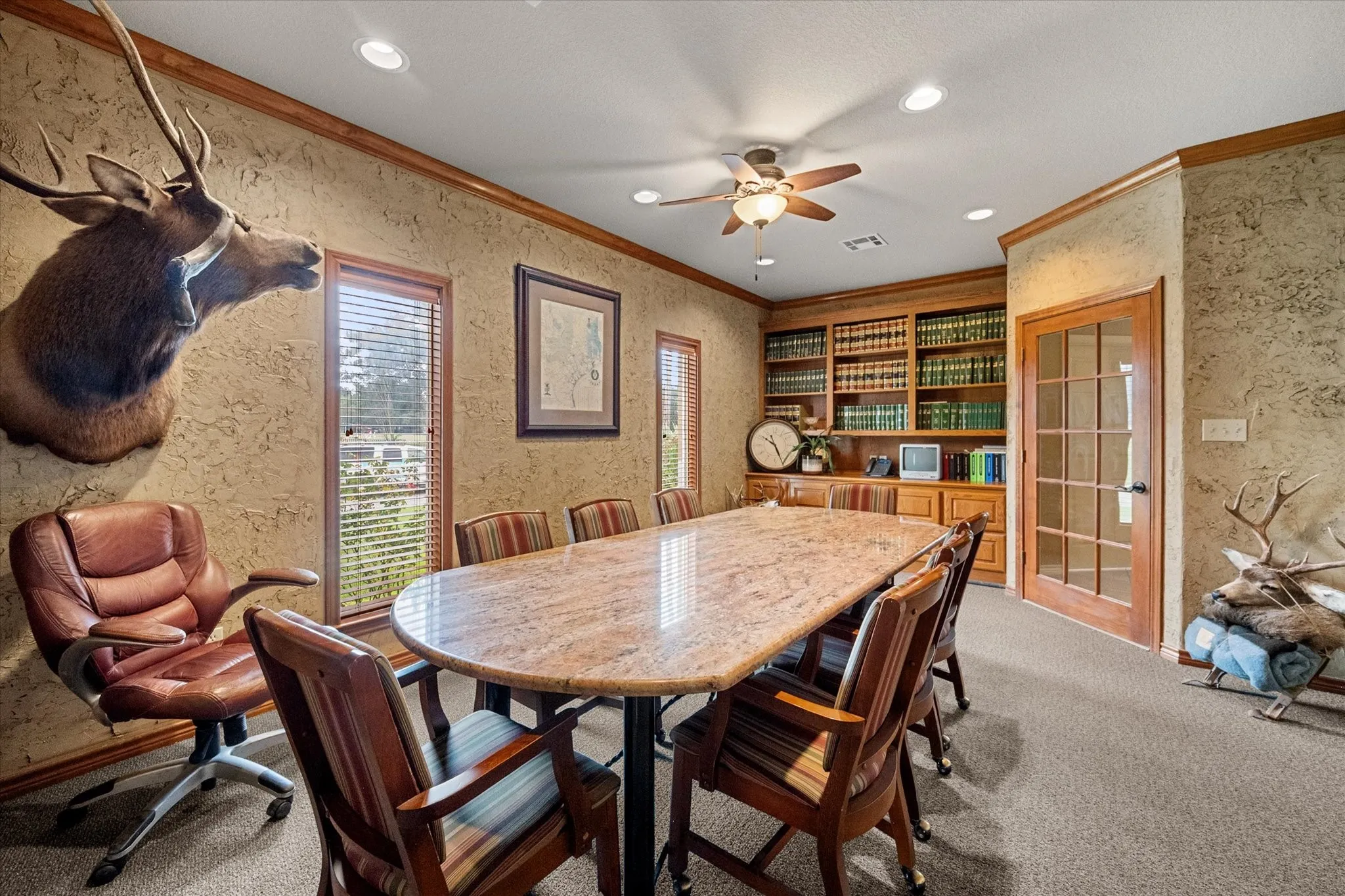 Office For Sale in Navarro County , 2220 W 2nd Avenue, Corsicana, Texas 75110, 0, 0, Garage spaces, 0 Sqft, built in 2004, mls#21296449, Real Estate Agent in Corsicana, Homes For Sale in Navarro county, Homes For Sale in Corsicana, Realtor in Corsicana Texas, Real Estate Brokerage Independent Realty Texas, Luminita Cordes Realtor