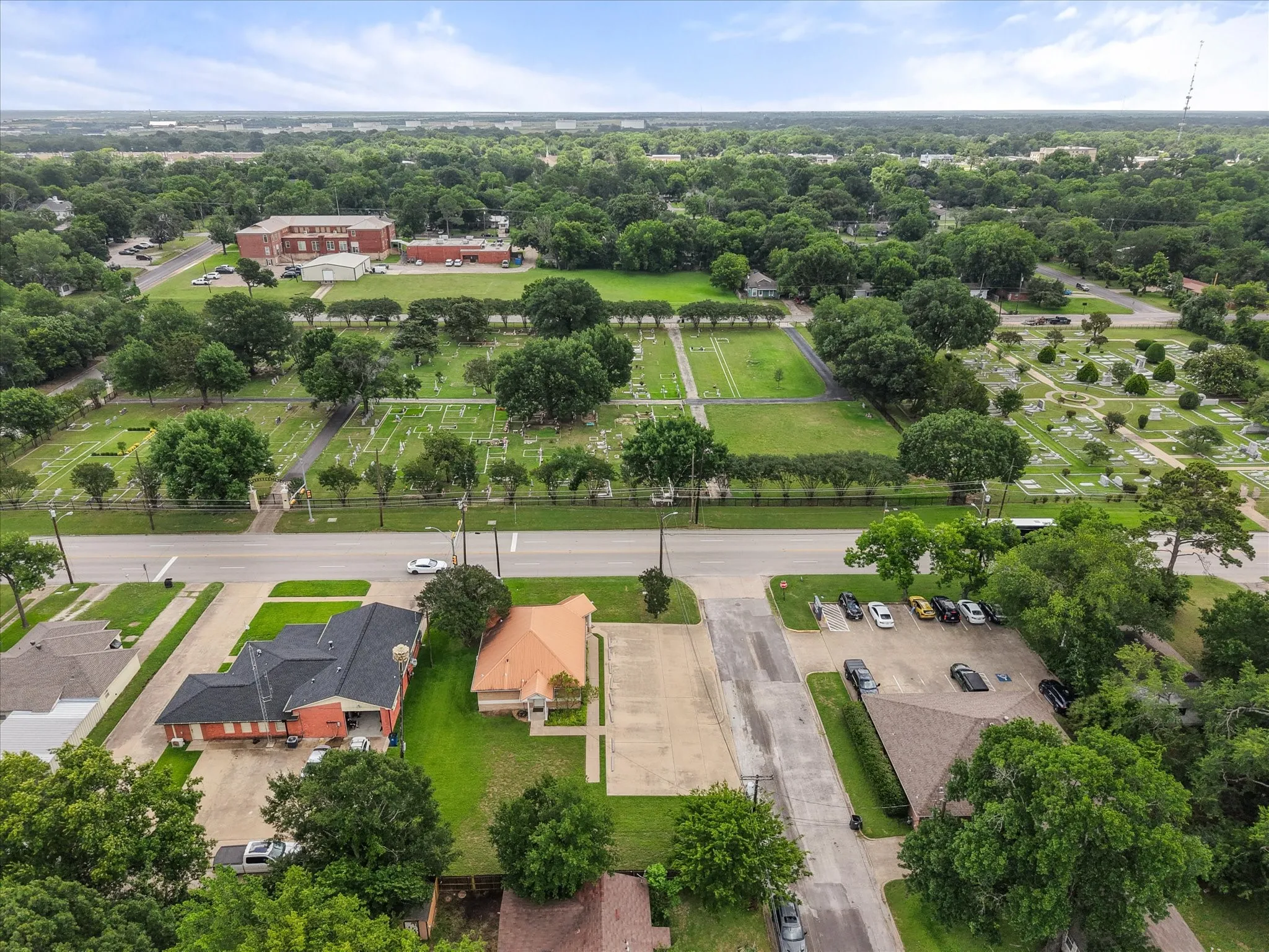 Office For Sale in Navarro County , 2220 W 2nd Avenue, Corsicana, Texas 75110, 0, 0, Garage spaces, 0 Sqft, built in 2004, mls#21296449, Real Estate Agent in Corsicana, Homes For Sale in Navarro county, Homes For Sale in Corsicana, Realtor in Corsicana Texas, Real Estate Brokerage Independent Realty Texas, Luminita Cordes Realtor