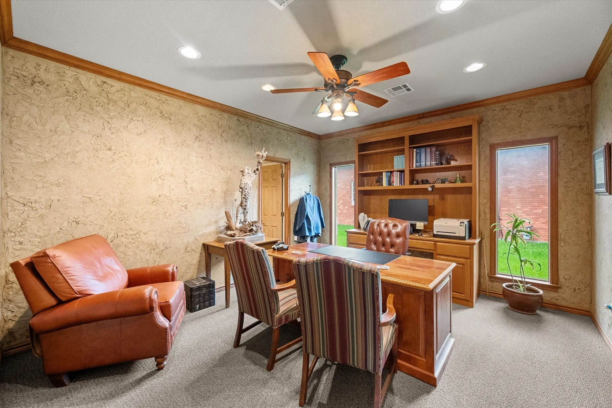 Office For Sale in Navarro County , 2220 W 2nd Avenue, Corsicana, Texas 75110, 0, 0, Garage spaces, 0 Sqft, built in 2004, mls#21296449, Real Estate Agent in Corsicana, Homes For Sale in Navarro county, Homes For Sale in Corsicana, Realtor in Corsicana Texas, Real Estate Brokerage Independent Realty Texas, Luminita Cordes Realtor