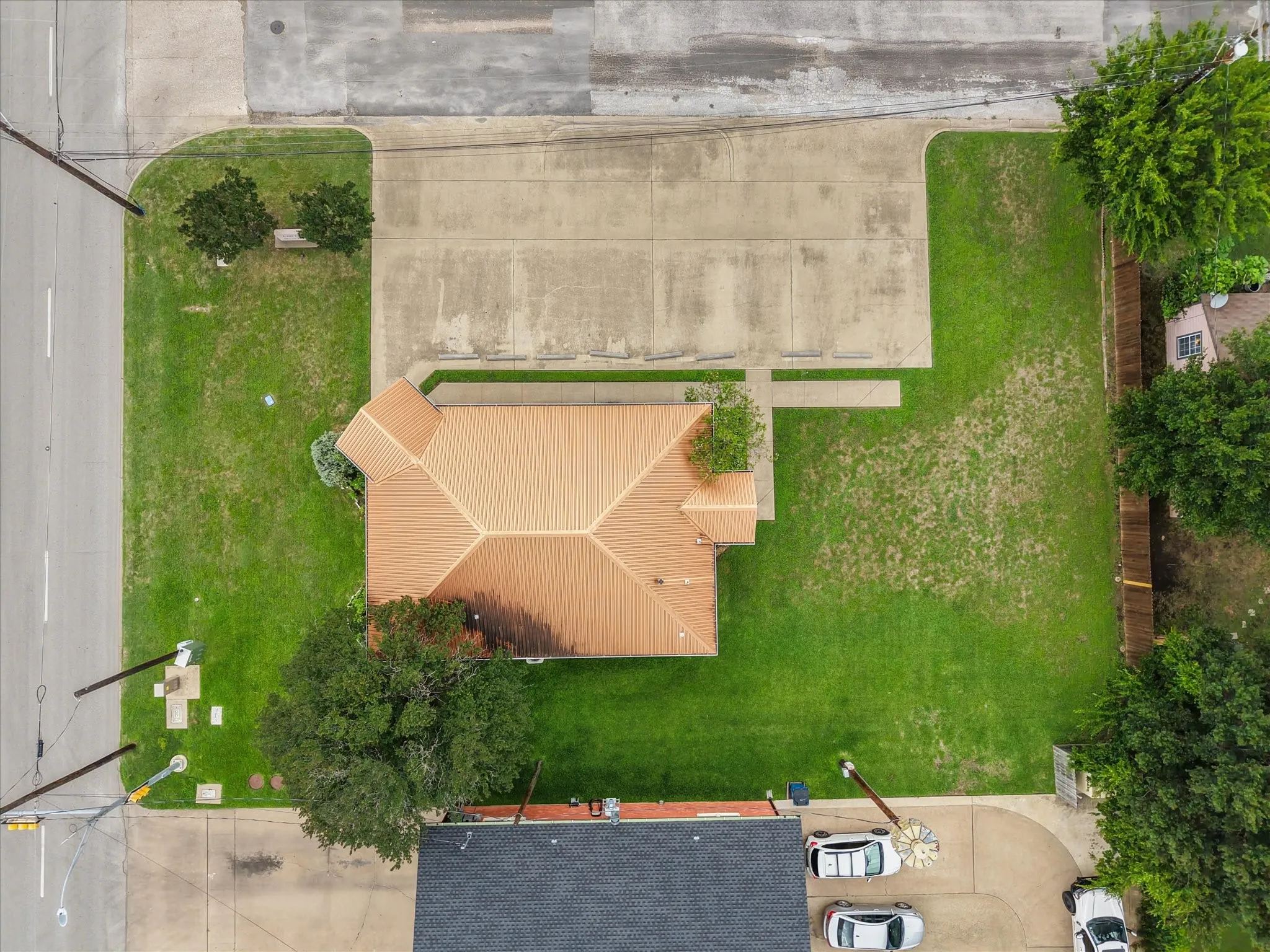Office For Sale in Navarro County , 2220 W 2nd Avenue, Corsicana, Texas 75110, 0, 0, Garage spaces, 0 Sqft, built in 2004, mls#21296449, Real Estate Agent in Corsicana, Homes For Sale in Navarro county, Homes For Sale in Corsicana, Realtor in Corsicana Texas, Real Estate Brokerage Independent Realty Texas, Luminita Cordes Realtor