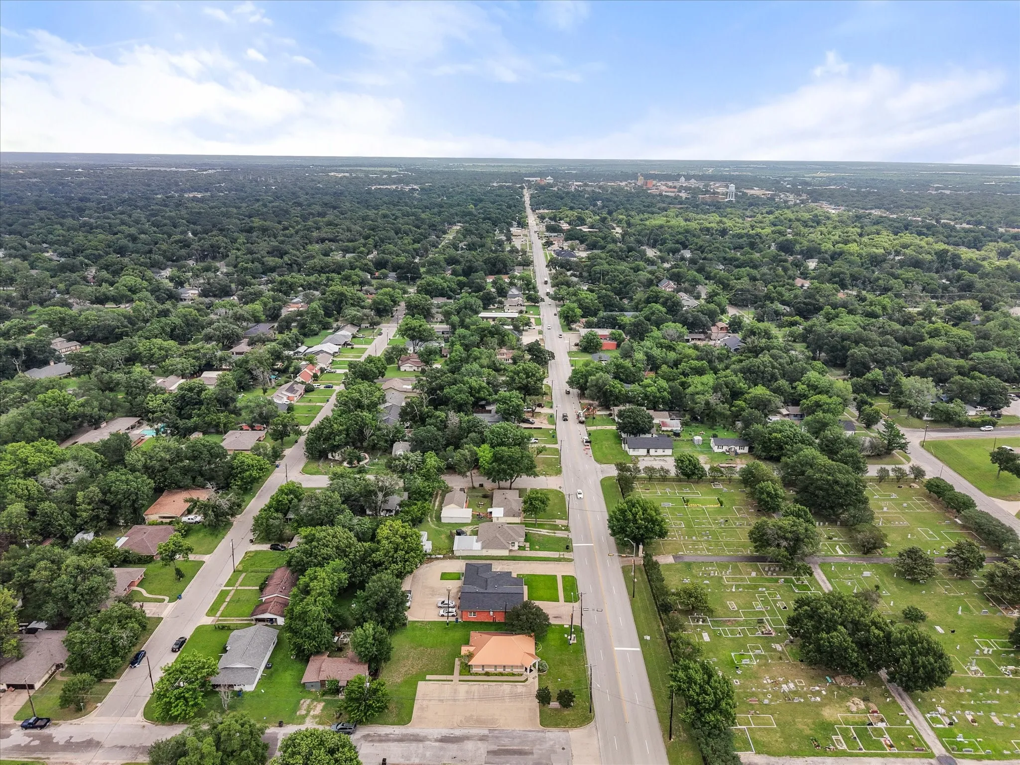 Office For Sale in Navarro County , 2220 W 2nd Avenue, Corsicana, Texas 75110, 0, 0, Garage spaces, 0 Sqft, built in 2004, mls#21296449, Real Estate Agent in Corsicana, Homes For Sale in Navarro county, Homes For Sale in Corsicana, Realtor in Corsicana Texas, Real Estate Brokerage Independent Realty Texas, Luminita Cordes Realtor