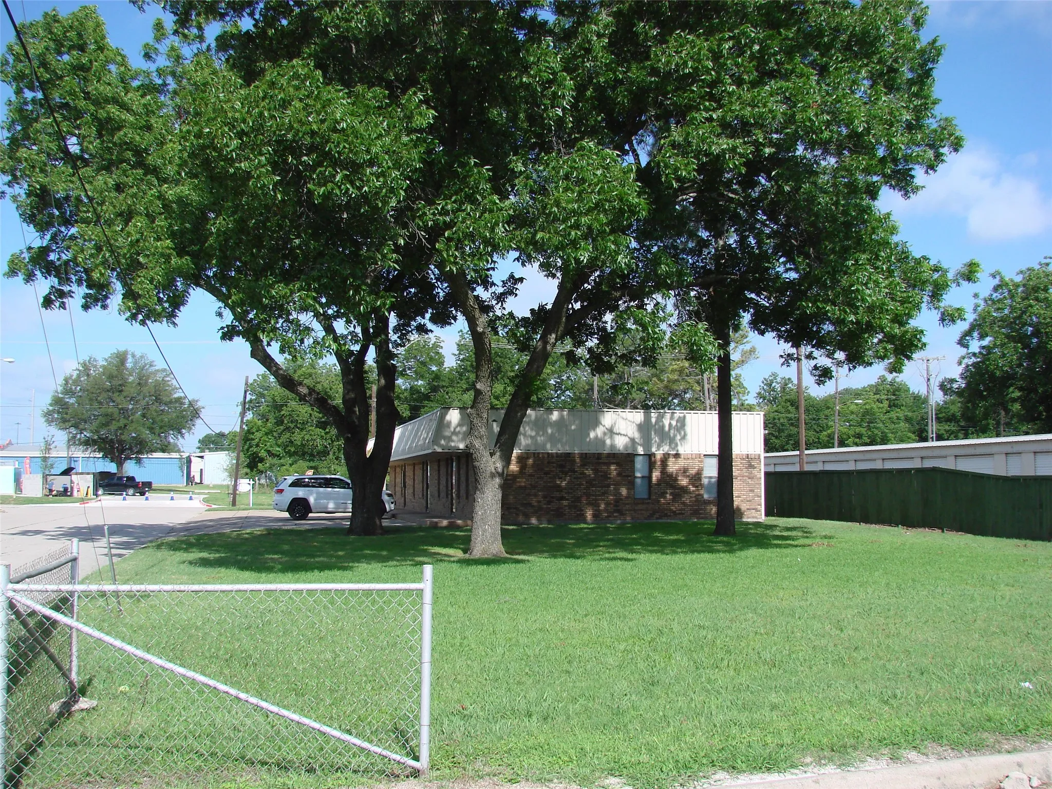 Office For Sale in Cooke County , 1700 Weaver, Gainesville, Texas 76240, 0, 0, Garage spaces, 0 Sqft, built in 1986, Price $335,000, mls#21296736, Real Estate Agent in Gainesville, Homes For Sale in Cooke county, Homes For Sale in Gainesville, Realtor in Gainesville Texas, Real Estate Brokerage Independent Realty Texas, Luminita Cordes Realtor