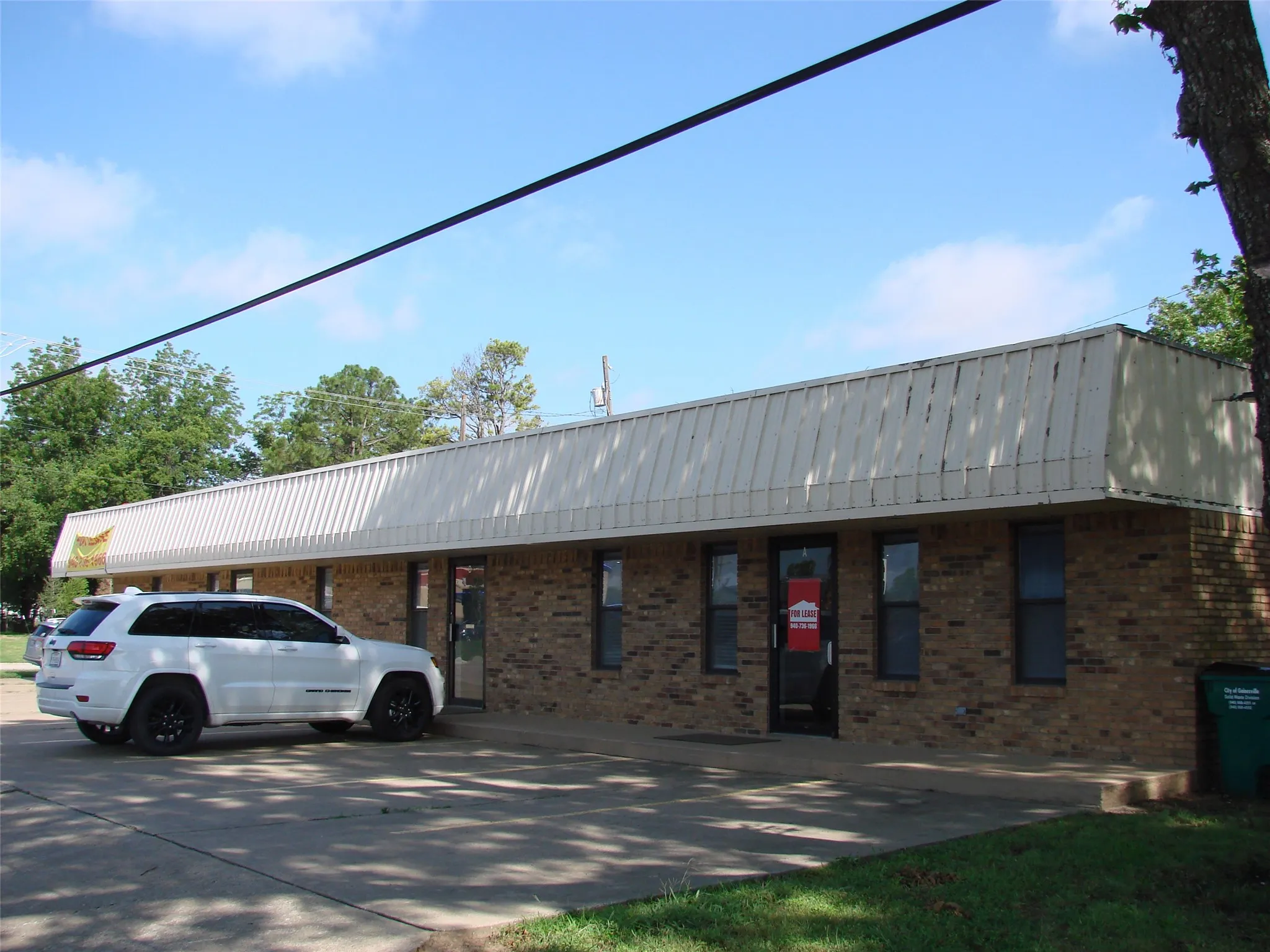 Office For Sale in Cooke County , 1700 Weaver, Gainesville, Texas 76240, 0, 0, Garage spaces, 0 Sqft, built in 1986, Price $335,000, mls#21296736, Real Estate Agent in Gainesville, Homes For Sale in Cooke county, Homes For Sale in Gainesville, Realtor in Gainesville Texas, Real Estate Brokerage Independent Realty Texas, Luminita Cordes Realtor