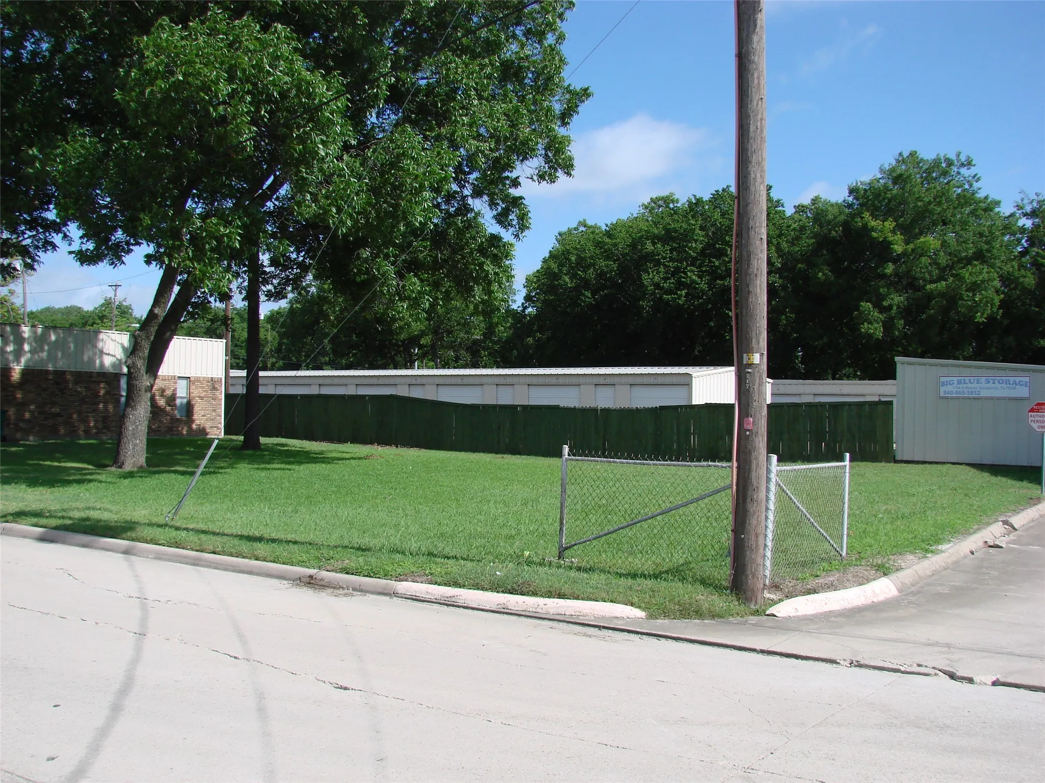 Office For Sale in Cooke County , 1700 Weaver, Gainesville, Texas 76240, 0, 0, Garage spaces, 0 Sqft, built in 1986, Price $335,000, mls#21296736, Real Estate Agent in Gainesville, Homes For Sale in Cooke county, Homes For Sale in Gainesville, Realtor in Gainesville Texas, Real Estate Brokerage Independent Realty Texas, Luminita Cordes Realtor