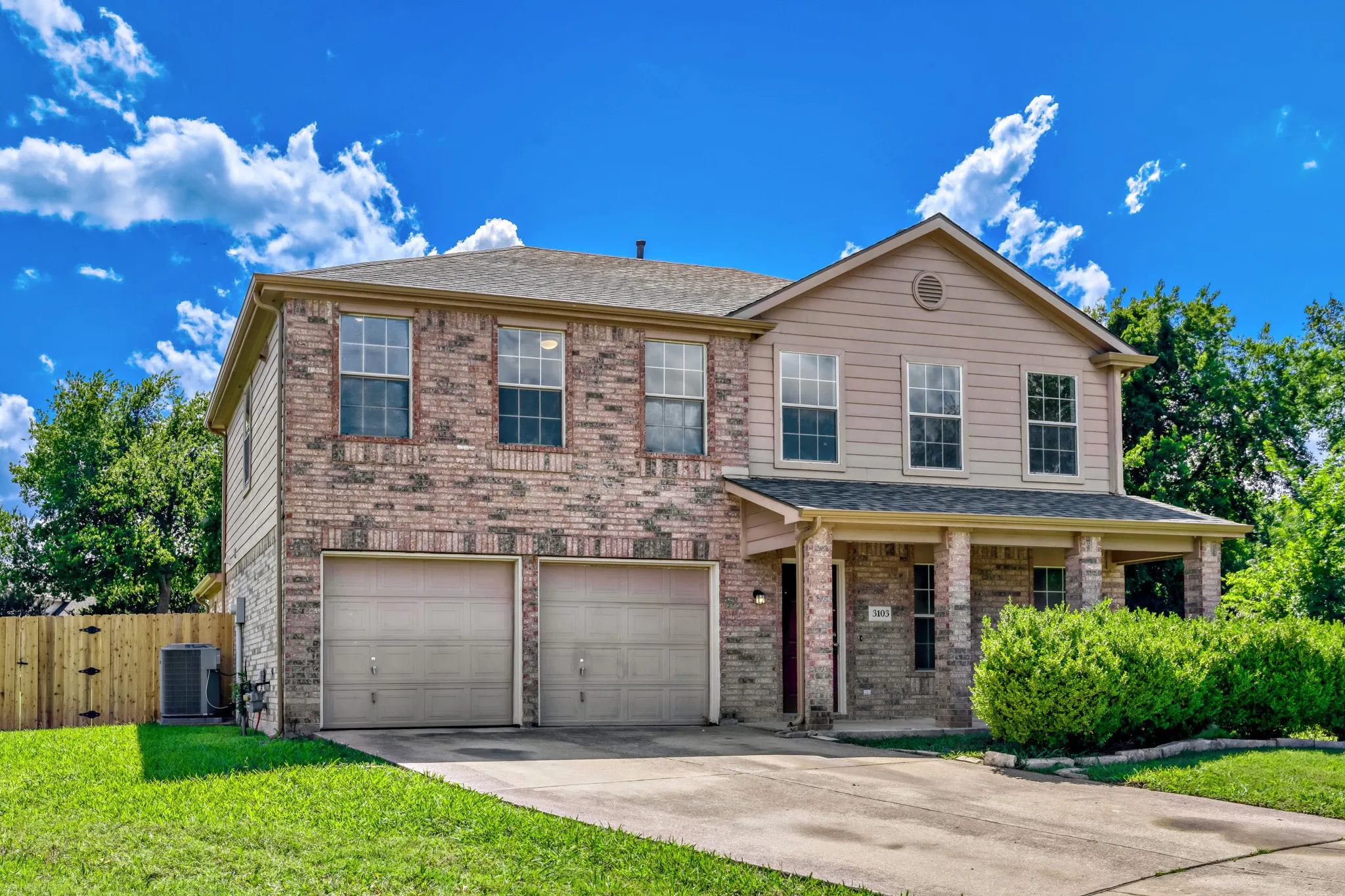 Single Family Residence For Sale in Collin County , 3103 Savoy Court, Wylie, Texas 75098, 4 Bedroom, 3 Bathroom, 2 Garage spaces, 2,384 Sqft, built in 2004, mls#21221724, Real Estate Agent in Wylie, Homes For Sale in Collin county, Homes For Sale in Wylie, Realtor in Wylie Texas, Real Estate Brokerage Independent Realty Texas, Luminita Cordes Realtor