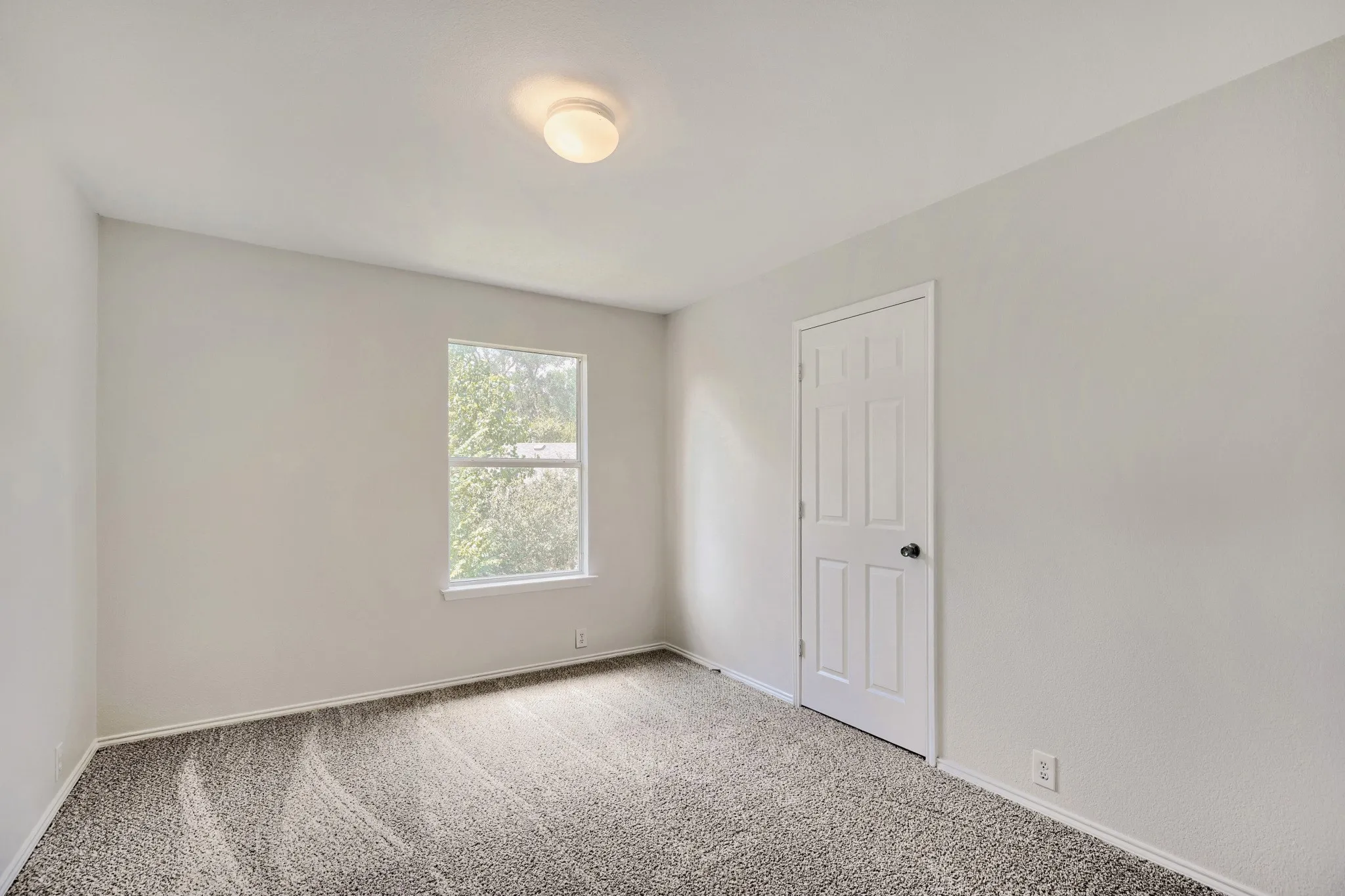 Single Family Residence For Sale in Collin County , 3103 Savoy Court, Wylie, Texas 75098, 4 Bedroom, 3 Bathroom, 2 Garage spaces, 2,384 Sqft, built in 2004, mls#21221724, Real Estate Agent in Wylie, Homes For Sale in Collin county, Homes For Sale in Wylie, Realtor in Wylie Texas, Real Estate Brokerage Independent Realty Texas, Luminita Cordes Realtor