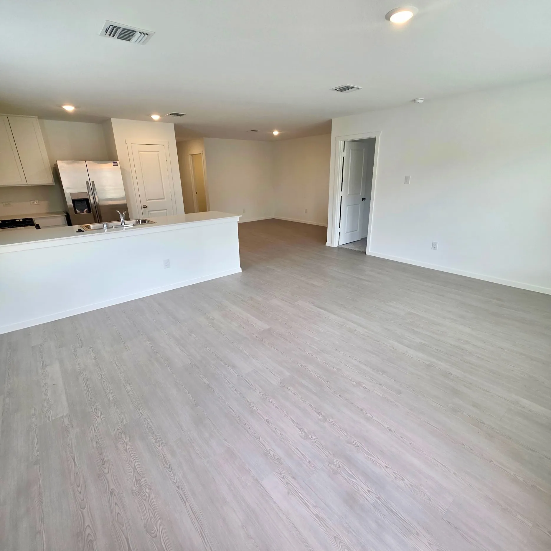Single Family Residence For Sale in Grayson County , 218 Hidden Meadows Drive, Sherman, Texas 75092, 4 Bedroom, 2 Bathroom, 2 Garage spaces, 1,707 Sqft, built in 2026, Price $240,999, mls#21296806, Real Estate Agent in Sherman, Homes For Sale in Grayson county, Homes For Sale in Sherman, Realtor in Sherman Texas, Real Estate Brokerage Independent Realty Texas, Luminita Cordes Realtor