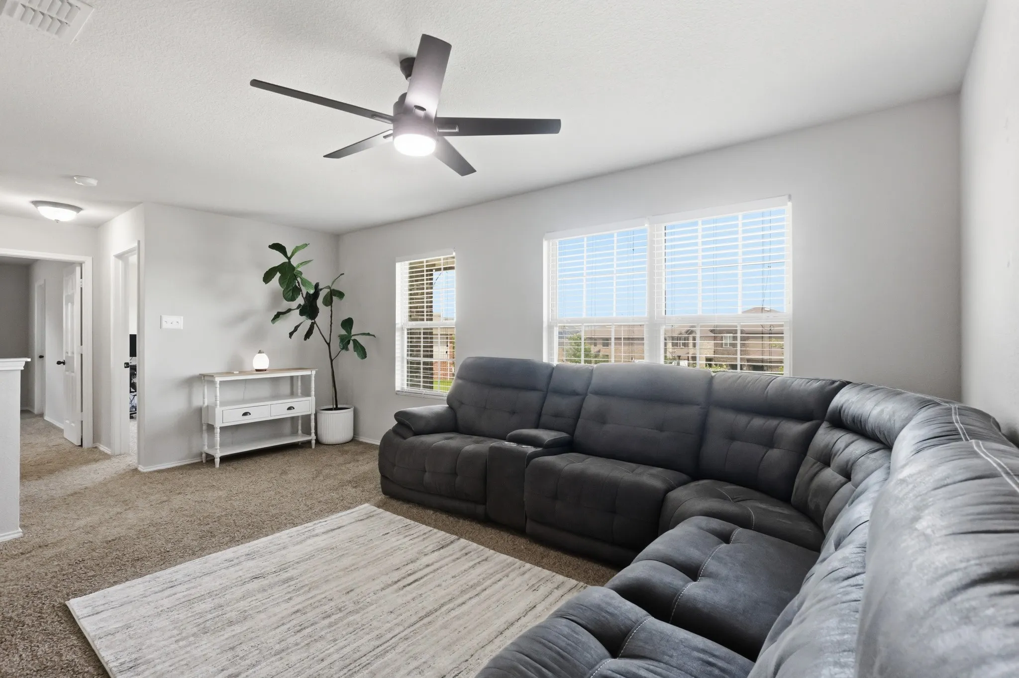 Single Family Residence For Sale in Tarrant County , 7700 Spritsail Lane, Fort Worth, Texas 76179, 4 Bedroom, 4 Bathroom, 2 Garage spaces, 2,658 Sqft, built in 2017, mls#21295711, Real Estate Agent in Fort Worth, Homes For Sale in Tarrant county, Homes For Sale in Fort Worth, Realtor in Fort Worth Texas, Real Estate Brokerage Independent Realty Texas, Luminita Cordes Realtor