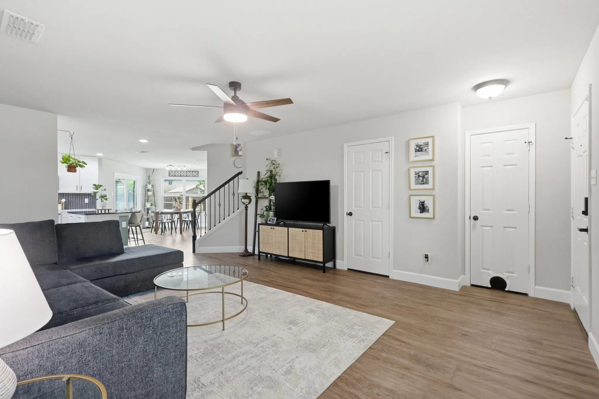Single Family Residence For Sale in Tarrant County , 7700 Spritsail Lane, Fort Worth, Texas 76179, 4 Bedroom, 4 Bathroom, 2 Garage spaces, 2,658 Sqft, built in 2017, mls#21295711, Real Estate Agent in Fort Worth, Homes For Sale in Tarrant county, Homes For Sale in Fort Worth, Realtor in Fort Worth Texas, Real Estate Brokerage Independent Realty Texas, Luminita Cordes Realtor