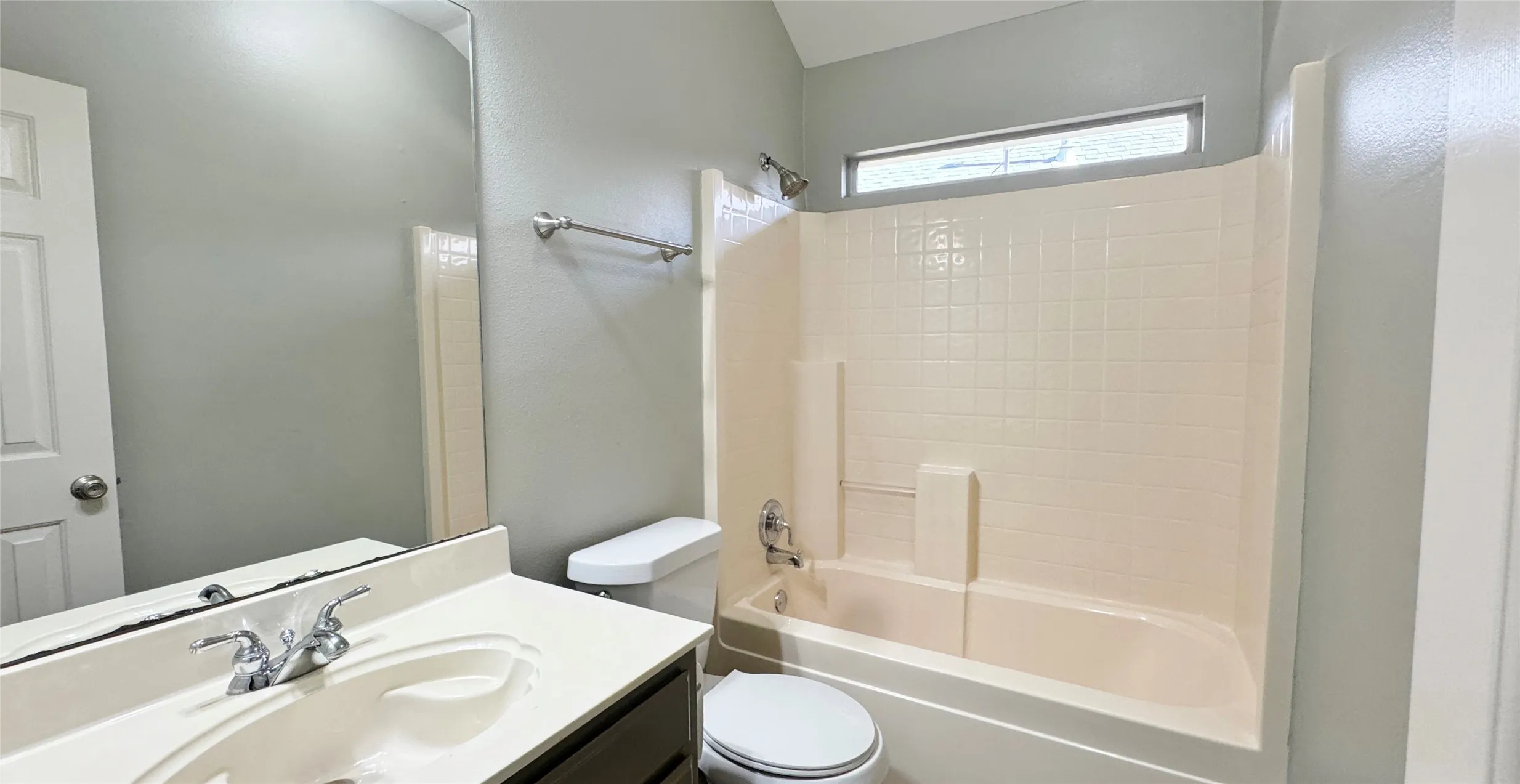 Single Family Residence For Rent in Tarrant County , 4228 Boulder Park Drive, Fort Worth, Texas 76040, 3 Bedroom, 2 Bathroom, 2 Garage spaces, 1,416 Sqft, built in 1996, mls#21296824, Real Estate Agent in Fort Worth, Homes For Rent in Tarrant county, Homes For Rent in Fort Worth, Realtor in Fort Worth Texas, Real Estate Brokerage Independent Realty Texas, Luminita Cordes Realtor