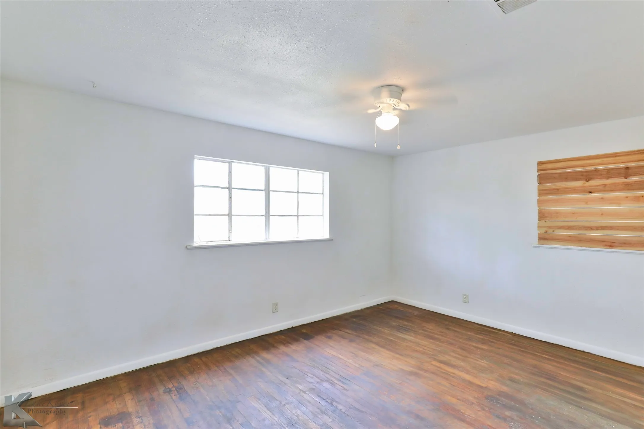 Single Family Residence For Rent in Taylor County , 1634 Briarwood Street, Abilene, Texas 79603, 3 Bedroom, 1 Bathroom, Garage spaces, 1,209 Sqft, built in 1955, mls#21296823, Real Estate Agent in Abilene, Homes For Rent in Taylor county, Homes For Rent in Abilene, Realtor in Abilene Texas, Real Estate Brokerage Independent Realty Texas, Luminita Cordes Realtor