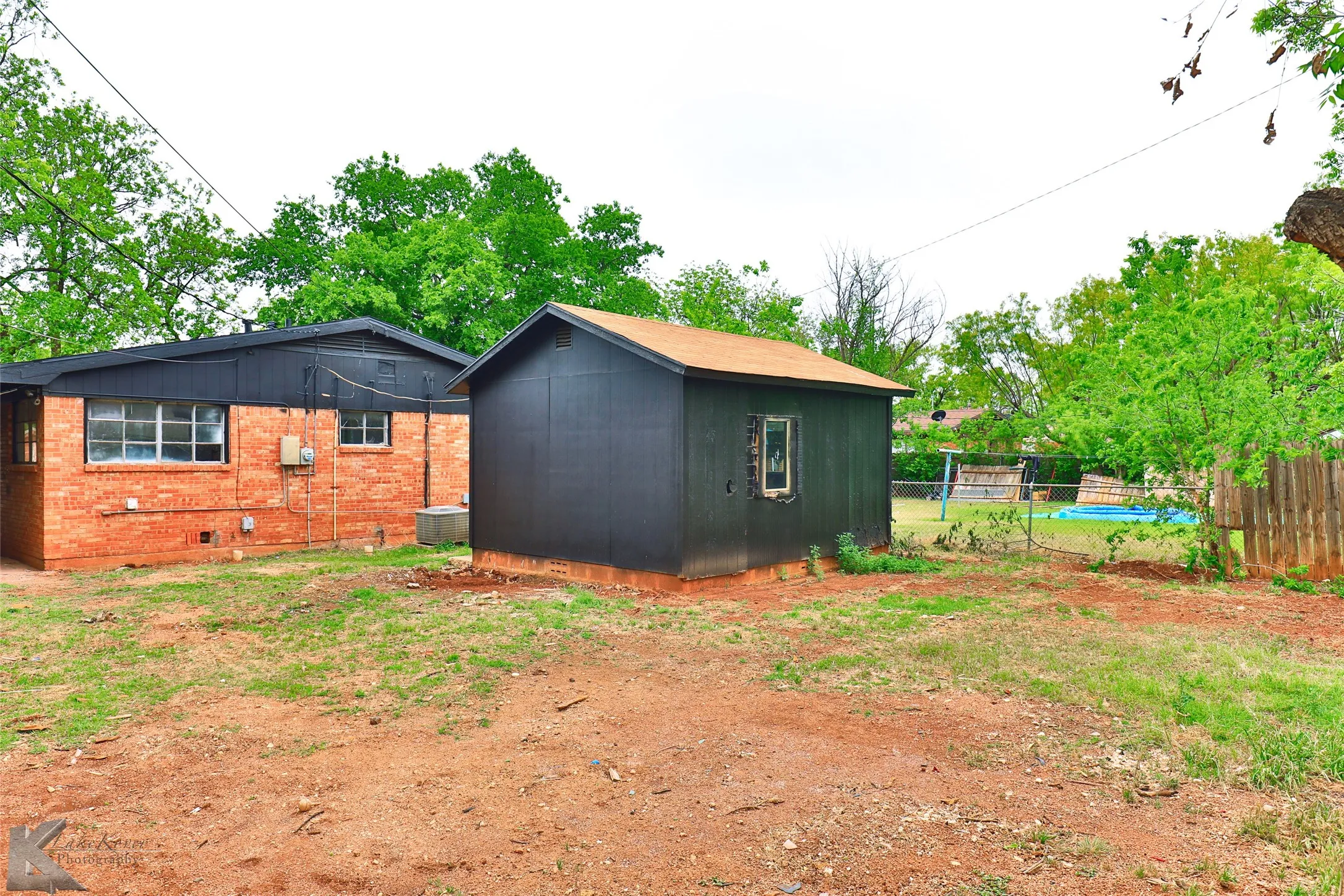 Single Family Residence For Rent in Taylor County , 1634 Briarwood Street, Abilene, Texas 79603, 3 Bedroom, 1 Bathroom, Garage spaces, 1,209 Sqft, built in 1955, mls#21296823, Real Estate Agent in Abilene, Homes For Rent in Taylor county, Homes For Rent in Abilene, Realtor in Abilene Texas, Real Estate Brokerage Independent Realty Texas, Luminita Cordes Realtor