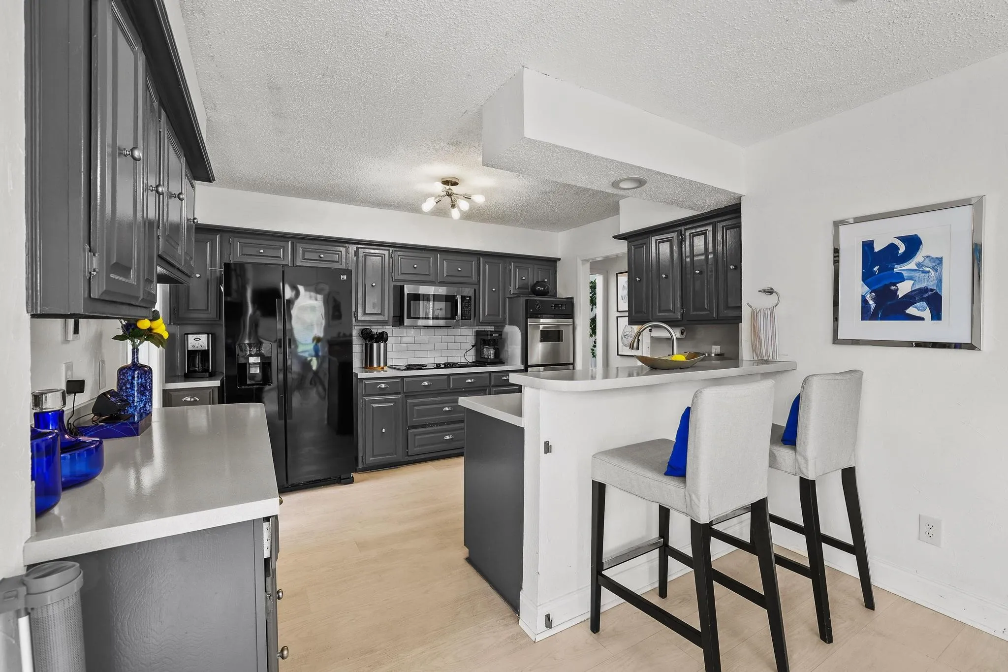 Single Family Residence For Sale in Collin County , 1925 Country Club Drive, Plano, Texas 75074, 3 Bedroom, 3 Bathroom, 2 Garage spaces, 2,151 Sqft, built in 1978, mls#21296073, Real Estate Agent in Plano, Homes For Sale in Collin county, Homes For Sale in Plano, Realtor in Plano Texas, Real Estate Brokerage Independent Realty Texas, Luminita Cordes Realtor