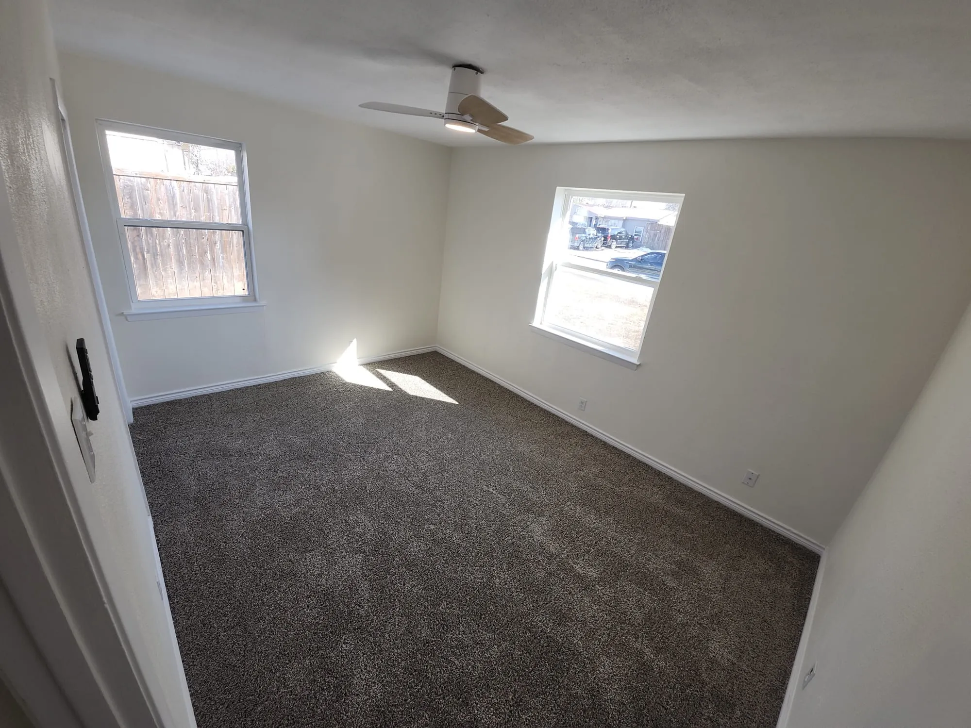 Single Family Residence For Sale in Dallas County , 2721 Blue Ridge Drive, Mesquite, Texas 75150, 3 Bedroom, 1 Bathroom, Garage spaces, 1,190 Sqft, built in 1959, mls#21289993, Real Estate Agent in Mesquite, Homes For Sale in Dallas county, Homes For Sale in Mesquite, Realtor in Mesquite Texas, Real Estate Brokerage Independent Realty Texas, Luminita Cordes Realtor