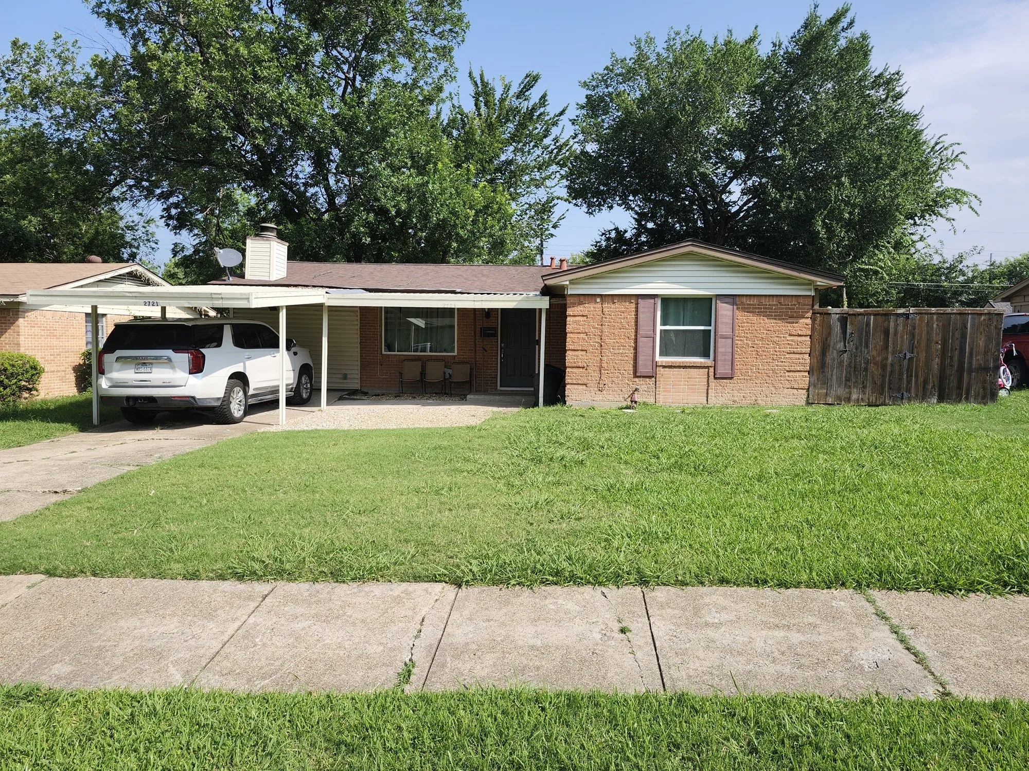 Single Family Residence For Sale in Dallas County , 2721 Blue Ridge Drive, Mesquite, Texas 75150, 3 Bedroom, 1 Bathroom, Garage spaces, 1,190 Sqft, built in 1959, mls#21289993, Real Estate Agent in Mesquite, Homes For Sale in Dallas county, Homes For Sale in Mesquite, Realtor in Mesquite Texas, Real Estate Brokerage Independent Realty Texas, Luminita Cordes Realtor