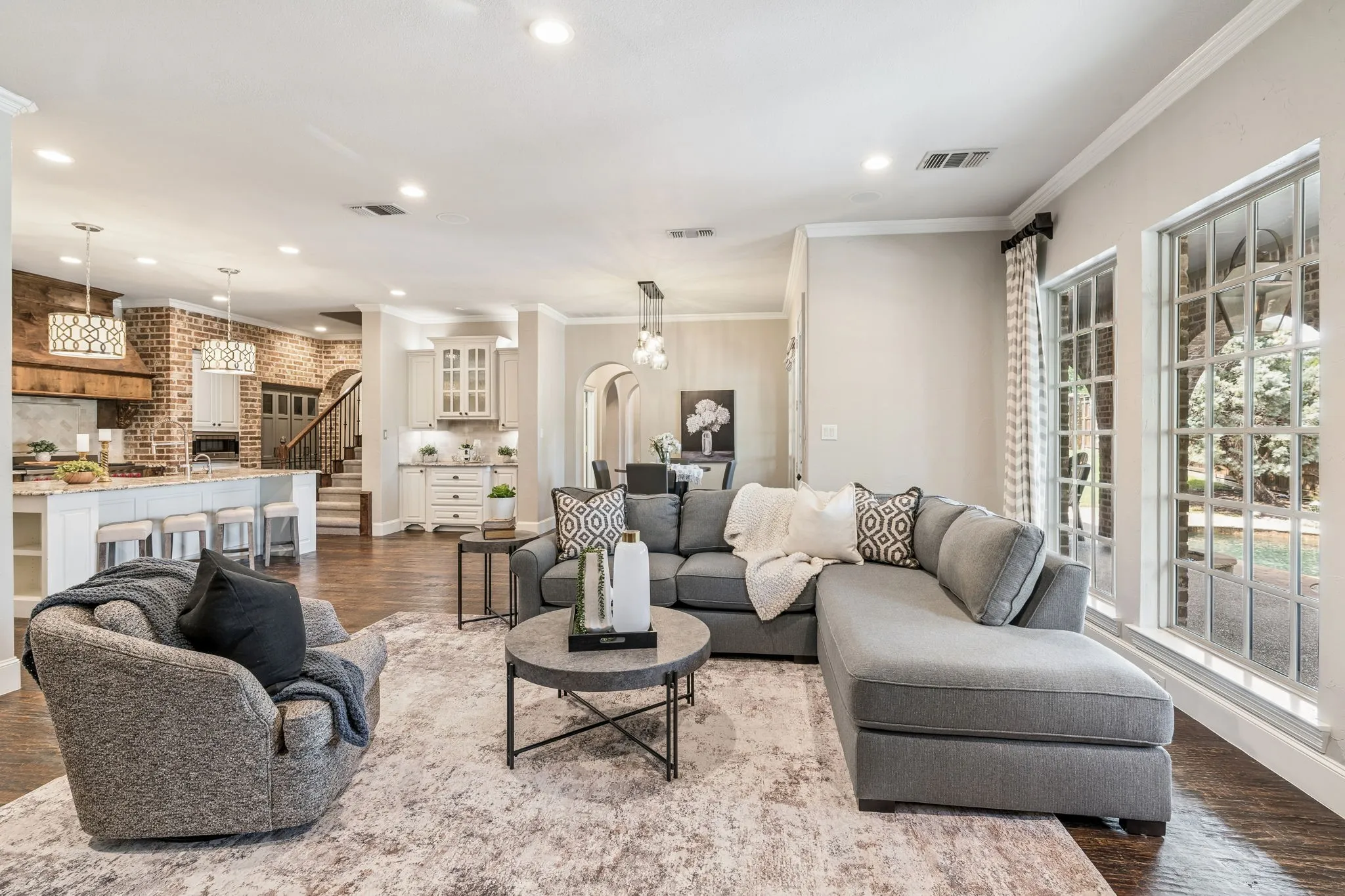 The open concept design is perfect for great entertaining.