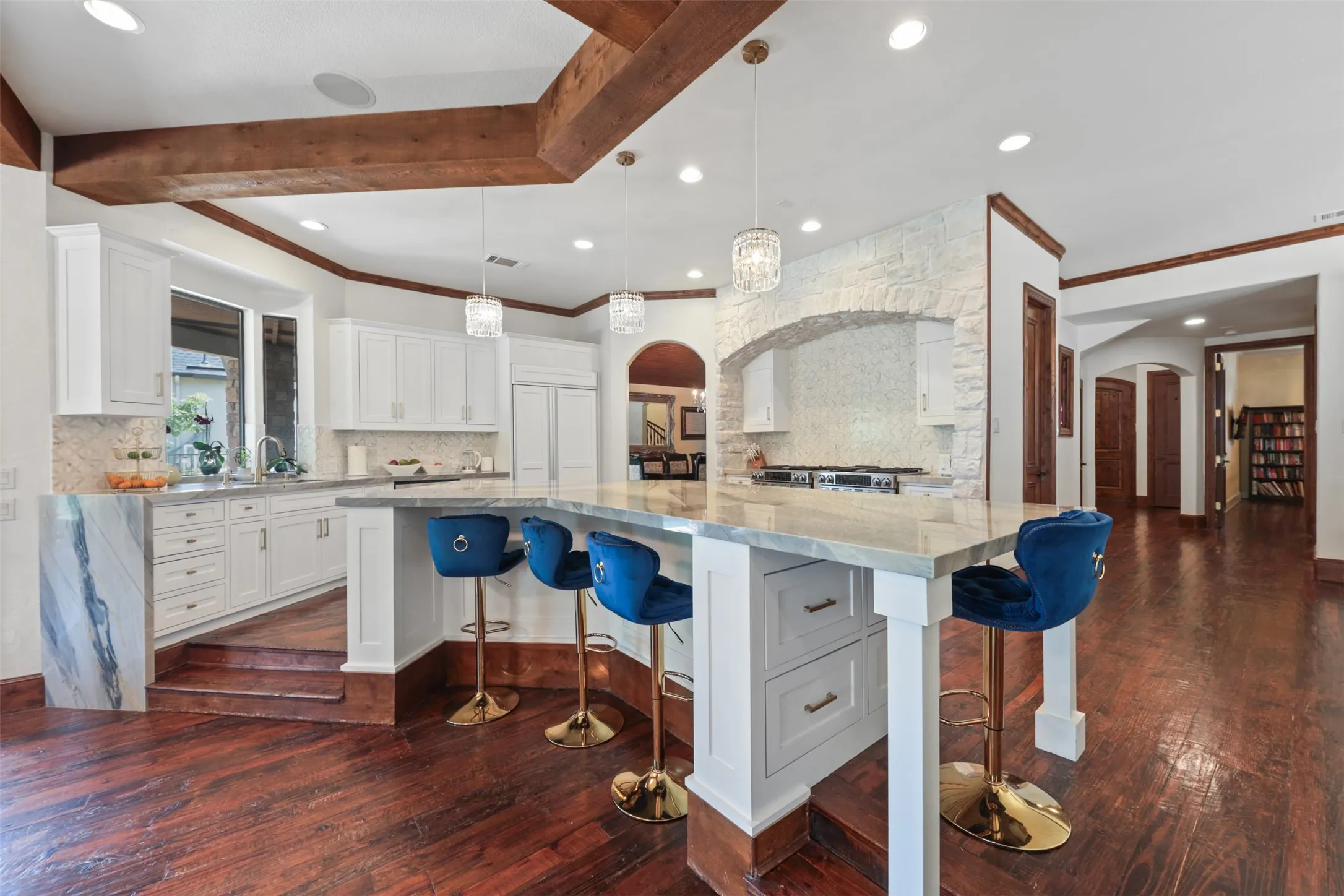 Single Family Residence For Sale in Denton County , 6809 Grand Falls Circle, Plano, Texas 75024, 6 Bedroom, 8 Bathroom, 4 Garage spaces, 5,870 Sqft, built in 2006, mls#21296629, Real Estate Agent in Plano, Homes For Sale in Denton county, Homes For Sale in Plano, Realtor in Plano Texas, Real Estate Brokerage Independent Realty Texas, Luminita Cordes Realtor