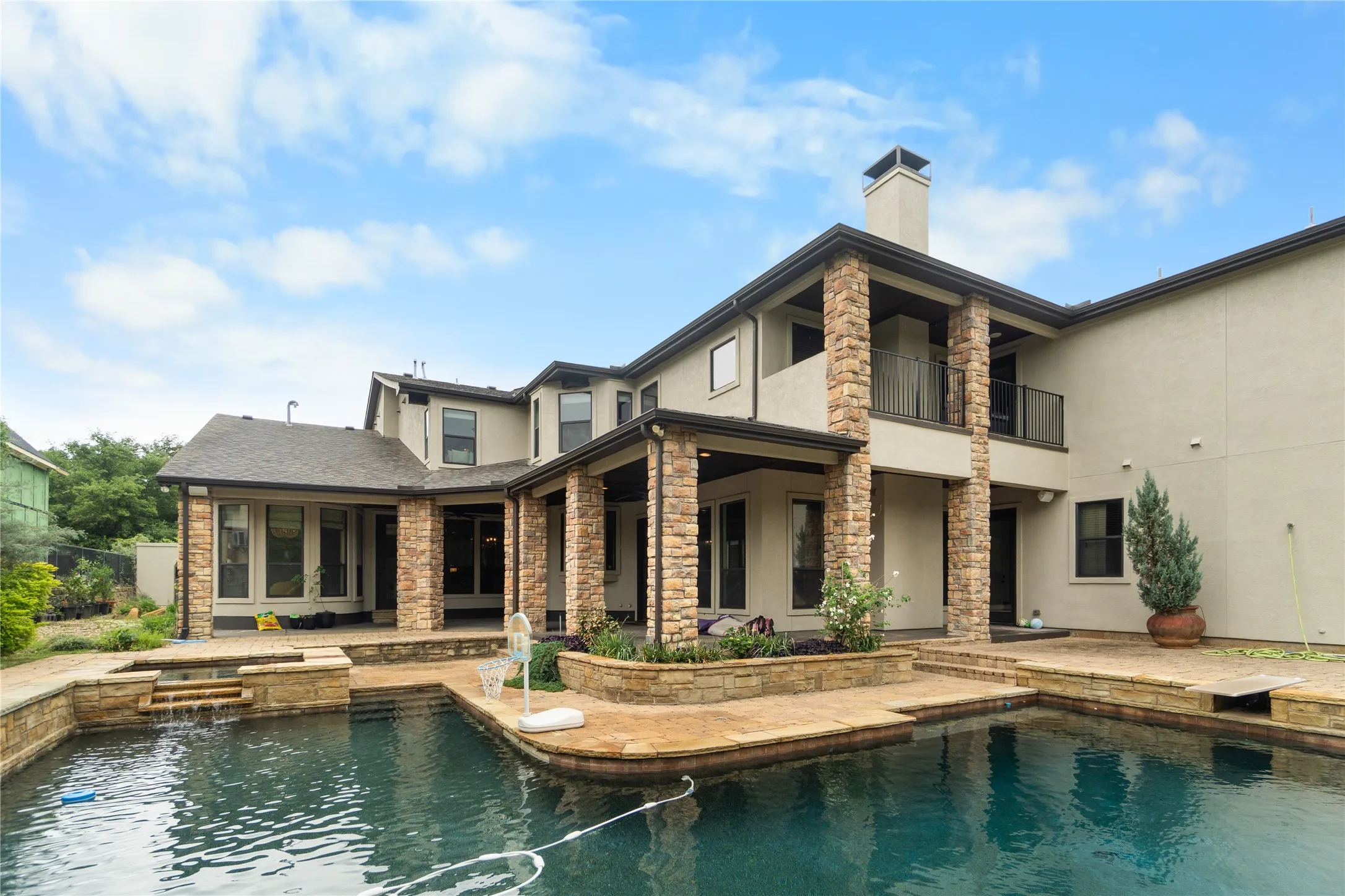Single Family Residence For Sale in Denton County , 6809 Grand Falls Circle, Plano, Texas 75024, 6 Bedroom, 8 Bathroom, 4 Garage spaces, 5,870 Sqft, built in 2006, mls#21296629, Real Estate Agent in Plano, Homes For Sale in Denton county, Homes For Sale in Plano, Realtor in Plano Texas, Real Estate Brokerage Independent Realty Texas, Luminita Cordes Realtor