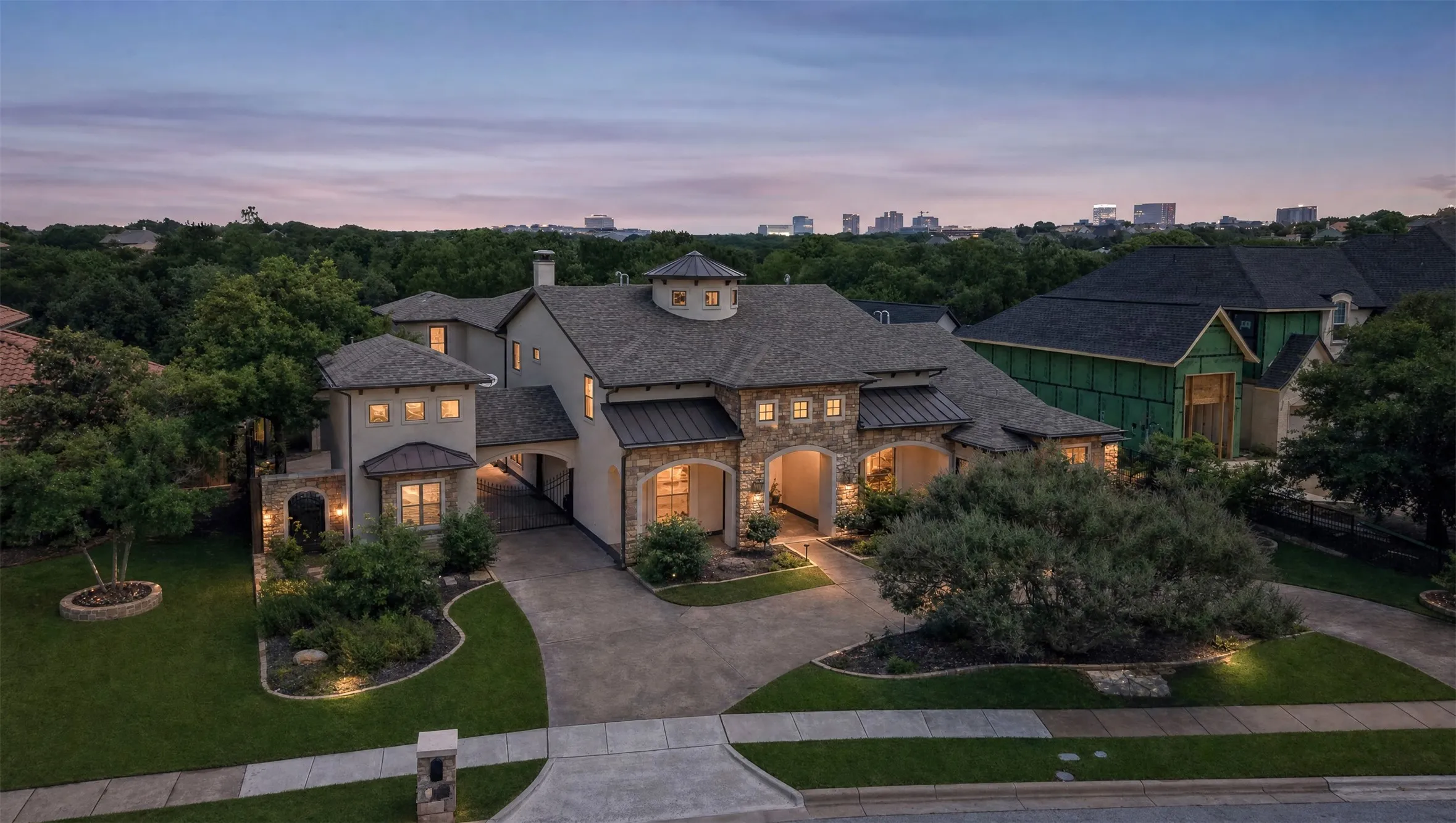 Single Family Residence For Sale in Denton County , 6809 Grand Falls Circle, Plano, Texas 75024, 6 Bedroom, 8 Bathroom, 4 Garage spaces, 5,870 Sqft, built in 2006, mls#21296629, Real Estate Agent in Plano, Homes For Sale in Denton county, Homes For Sale in Plano, Realtor in Plano Texas, Real Estate Brokerage Independent Realty Texas, Luminita Cordes Realtor