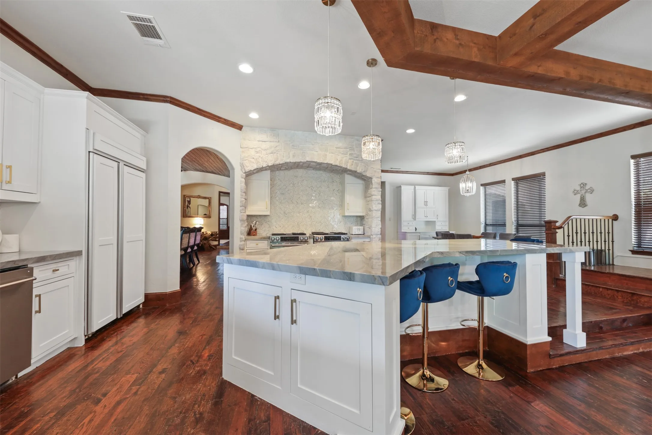 Single Family Residence For Sale in Denton County , 6809 Grand Falls Circle, Plano, Texas 75024, 6 Bedroom, 8 Bathroom, 4 Garage spaces, 5,870 Sqft, built in 2006, mls#21296629, Real Estate Agent in Plano, Homes For Sale in Denton county, Homes For Sale in Plano, Realtor in Plano Texas, Real Estate Brokerage Independent Realty Texas, Luminita Cordes Realtor