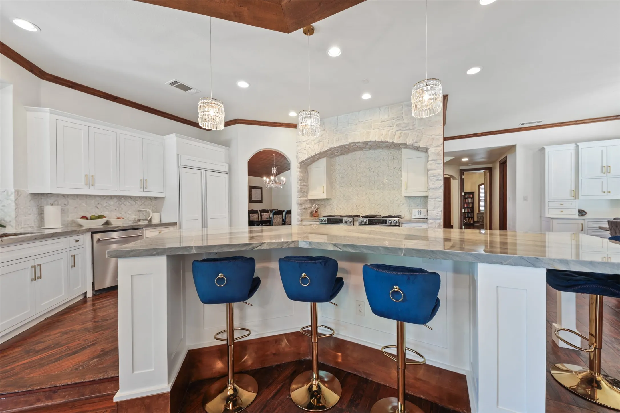 Single Family Residence For Sale in Denton County , 6809 Grand Falls Circle, Plano, Texas 75024, 6 Bedroom, 8 Bathroom, 4 Garage spaces, 5,870 Sqft, built in 2006, mls#21296629, Real Estate Agent in Plano, Homes For Sale in Denton county, Homes For Sale in Plano, Realtor in Plano Texas, Real Estate Brokerage Independent Realty Texas, Luminita Cordes Realtor