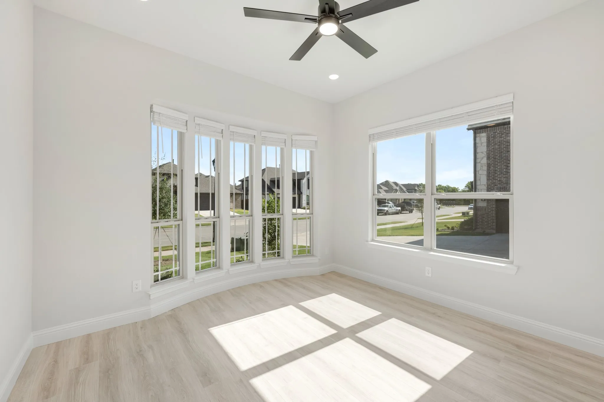 Single Family Residence For Sale in Collin County , 909 Firewood Way, Anna, Texas 75409, 4 Bedroom, 2 Bathroom, 3 Garage spaces, 2,034 Sqft, built in 2026, mls#21296810, Real Estate Agent in Anna, Homes For Sale in Collin county, Homes For Sale in Anna, Realtor in Anna Texas, Real Estate Brokerage Independent Realty Texas, Luminita Cordes Realtor