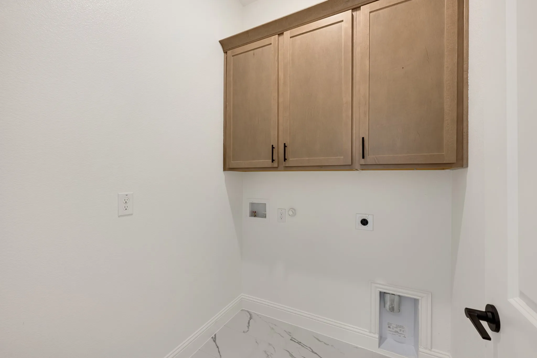 Single Family Residence For Sale in Collin County , 909 Firewood Way, Anna, Texas 75409, 4 Bedroom, 2 Bathroom, 3 Garage spaces, 2,034 Sqft, built in 2026, mls#21296810, Real Estate Agent in Anna, Homes For Sale in Collin county, Homes For Sale in Anna, Realtor in Anna Texas, Real Estate Brokerage Independent Realty Texas, Luminita Cordes Realtor