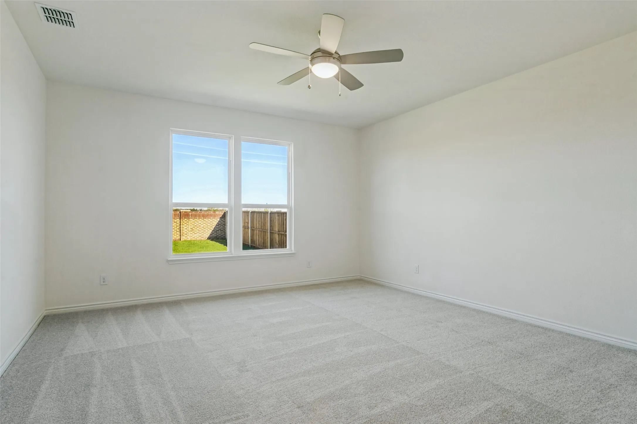Single Family Residence For Sale in Denton County , 124 Hudson Lane, Justin, Texas 76247, 3 Bedroom, 2 Bathroom, 2 Garage spaces, 2,091 Sqft, built in 2026, mls#21296778, Real Estate Agent in Justin, Homes For Sale in Denton county, Homes For Sale in Justin, Realtor in Justin Texas, Real Estate Brokerage Independent Realty Texas, Luminita Cordes Realtor