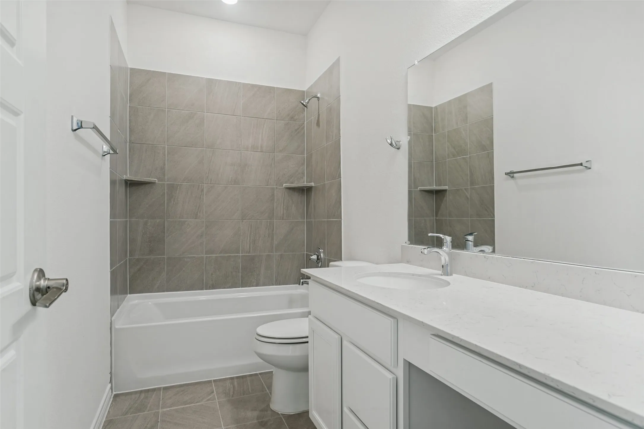 Single Family Residence For Sale in Denton County , 124 Hudson Lane, Justin, Texas 76247, 3 Bedroom, 2 Bathroom, 2 Garage spaces, 2,091 Sqft, built in 2026, mls#21296778, Real Estate Agent in Justin, Homes For Sale in Denton county, Homes For Sale in Justin, Realtor in Justin Texas, Real Estate Brokerage Independent Realty Texas, Luminita Cordes Realtor