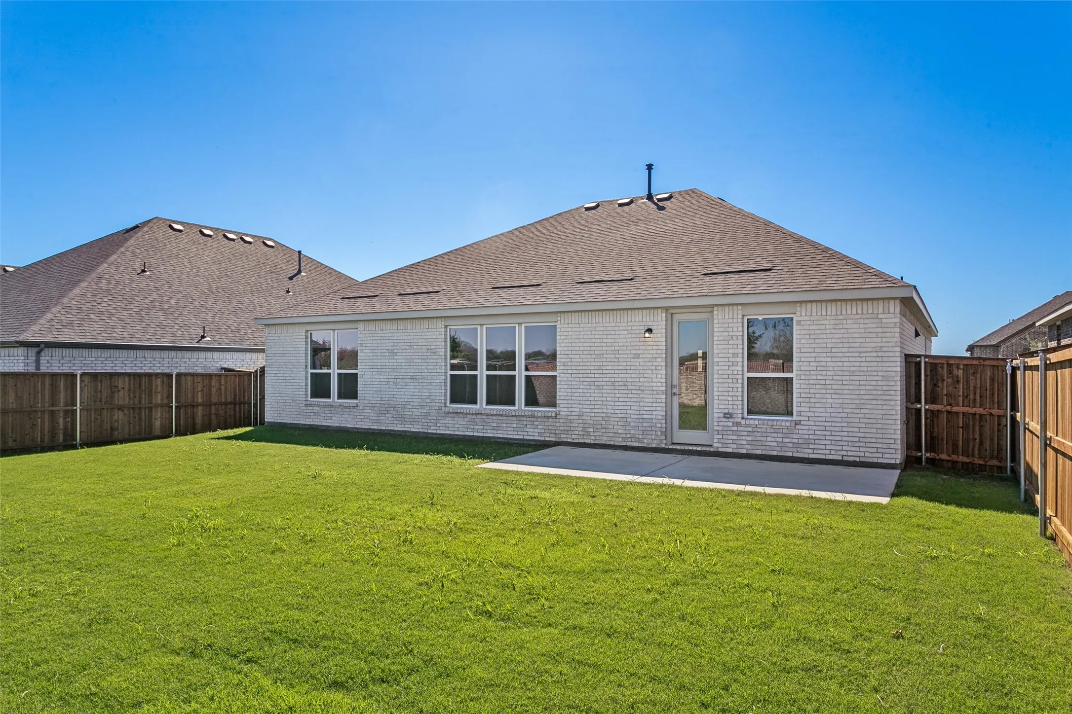 Single Family Residence For Sale in Denton County , 124 Hudson Lane, Justin, Texas 76247, 3 Bedroom, 2 Bathroom, 2 Garage spaces, 2,091 Sqft, built in 2026, mls#21296778, Real Estate Agent in Justin, Homes For Sale in Denton county, Homes For Sale in Justin, Realtor in Justin Texas, Real Estate Brokerage Independent Realty Texas, Luminita Cordes Realtor