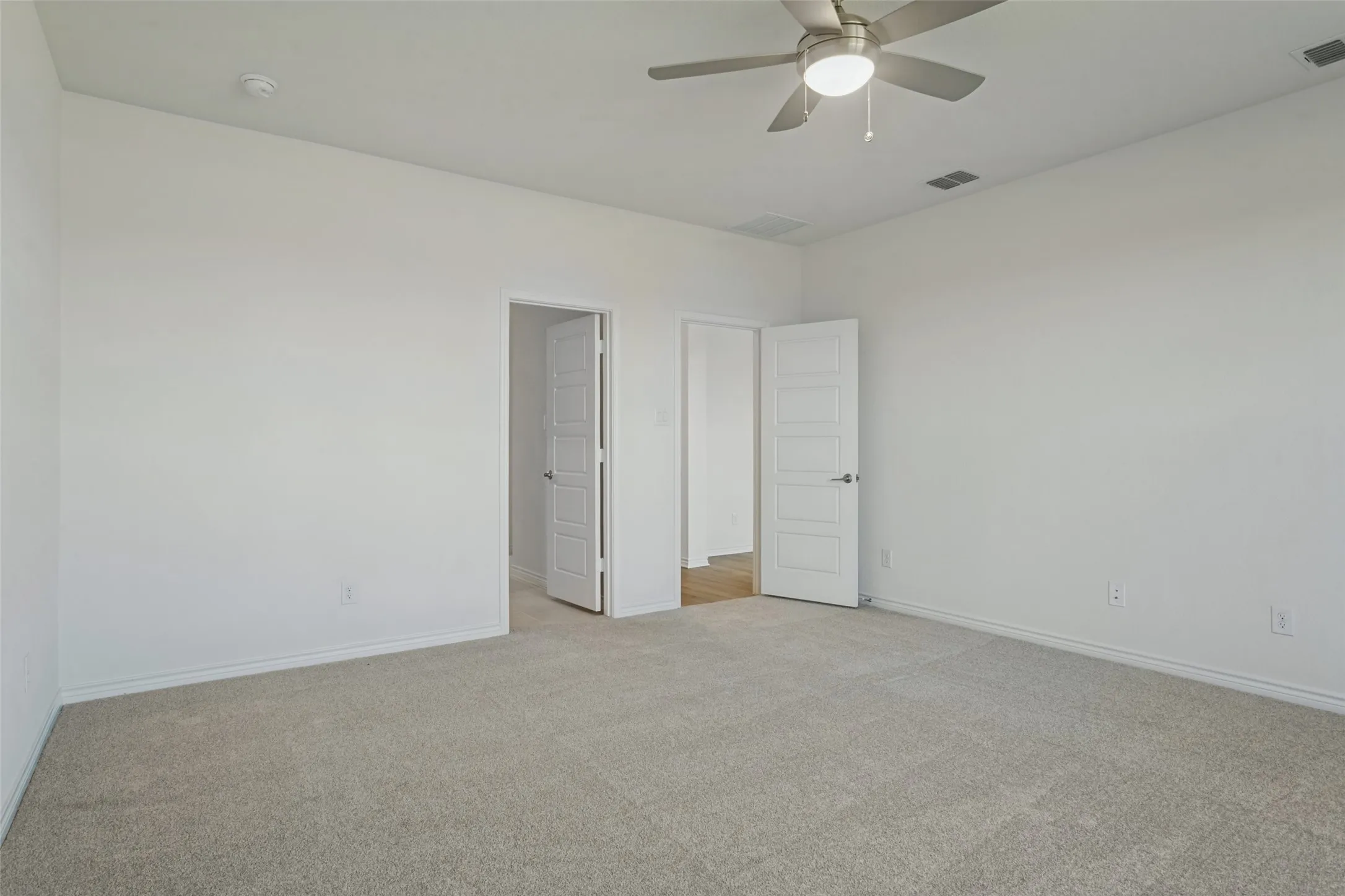 Single Family Residence For Sale in Denton County , 124 Hudson Lane, Justin, Texas 76247, 3 Bedroom, 2 Bathroom, 2 Garage spaces, 2,091 Sqft, built in 2026, mls#21296778, Real Estate Agent in Justin, Homes For Sale in Denton county, Homes For Sale in Justin, Realtor in Justin Texas, Real Estate Brokerage Independent Realty Texas, Luminita Cordes Realtor