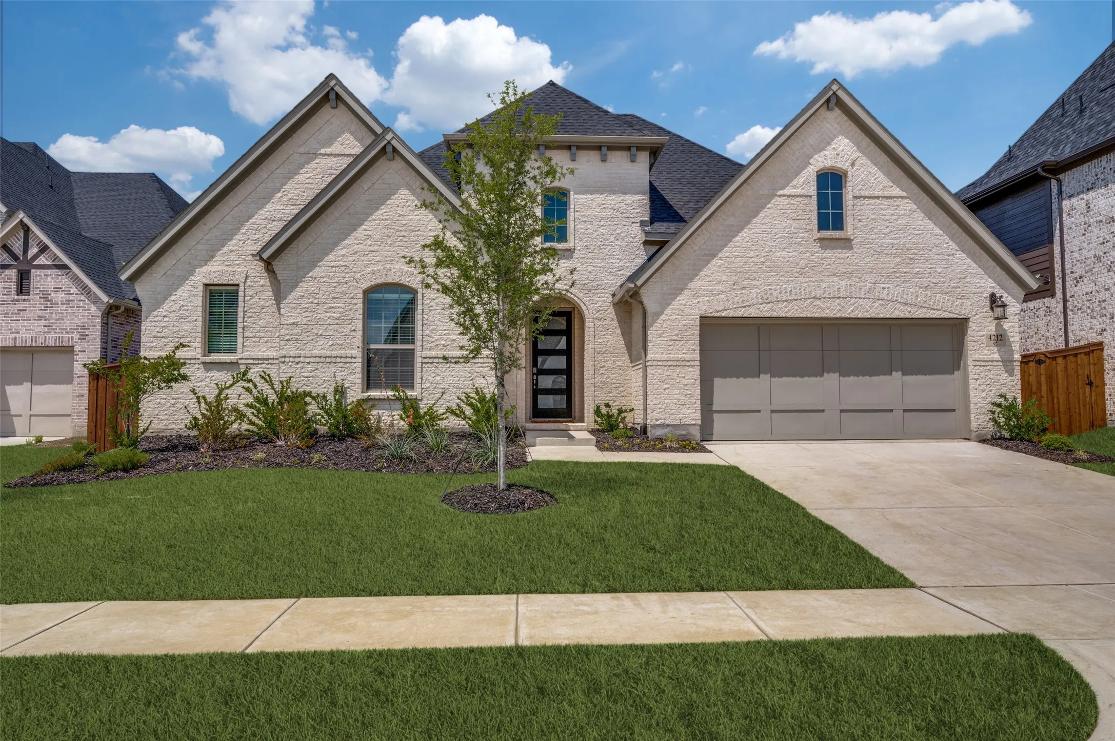 Beautiful 3-bedroom home with a private office and dedicated media room situated on a desirable 60-foot lot in Sandbrock Ranch. The open-concept floor plan offers spacious living and entertaining areas, abundant natural light, and flexible spaces for work and play. Enjoy resort-style community amenities including a pool, fitness center, parks, and trails.