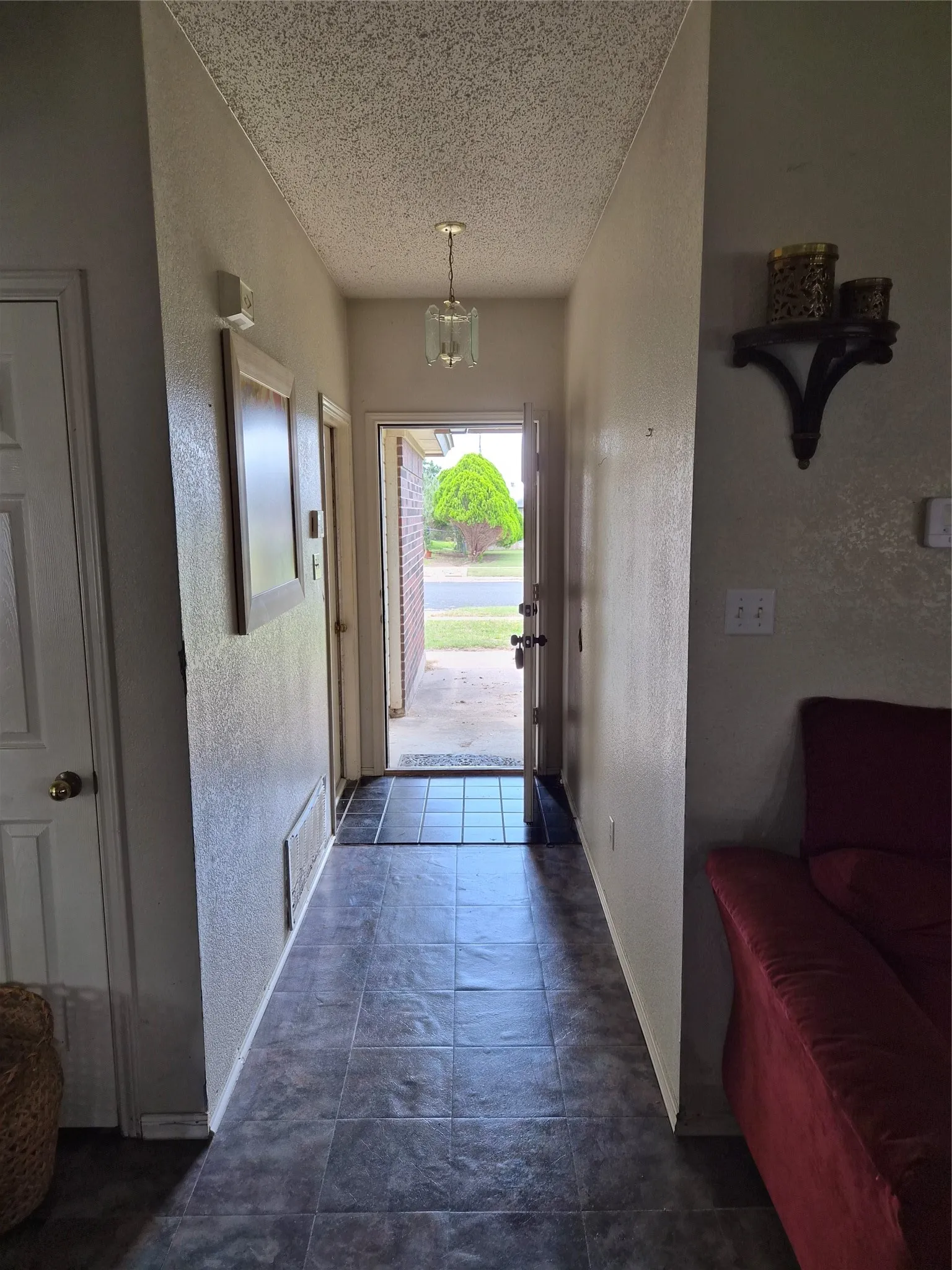Single Family Residence For Sale in Bell County , 4303 Rifle Drive, Killeen, Texas 76542, 3 Bedrooms, 2 Bathrooms, 2 Garage spaces, 1,291 Sqft, built in 1995, Price $165,000, mls#21296889, Real Estate Agent in Killeen, Homes For Sale in Bell county, Homes For Sale in Killeen, Realtor in Killeen Texas, Real Estate Brokerage Independent Realty Texas, Luminita Cordes Realtor