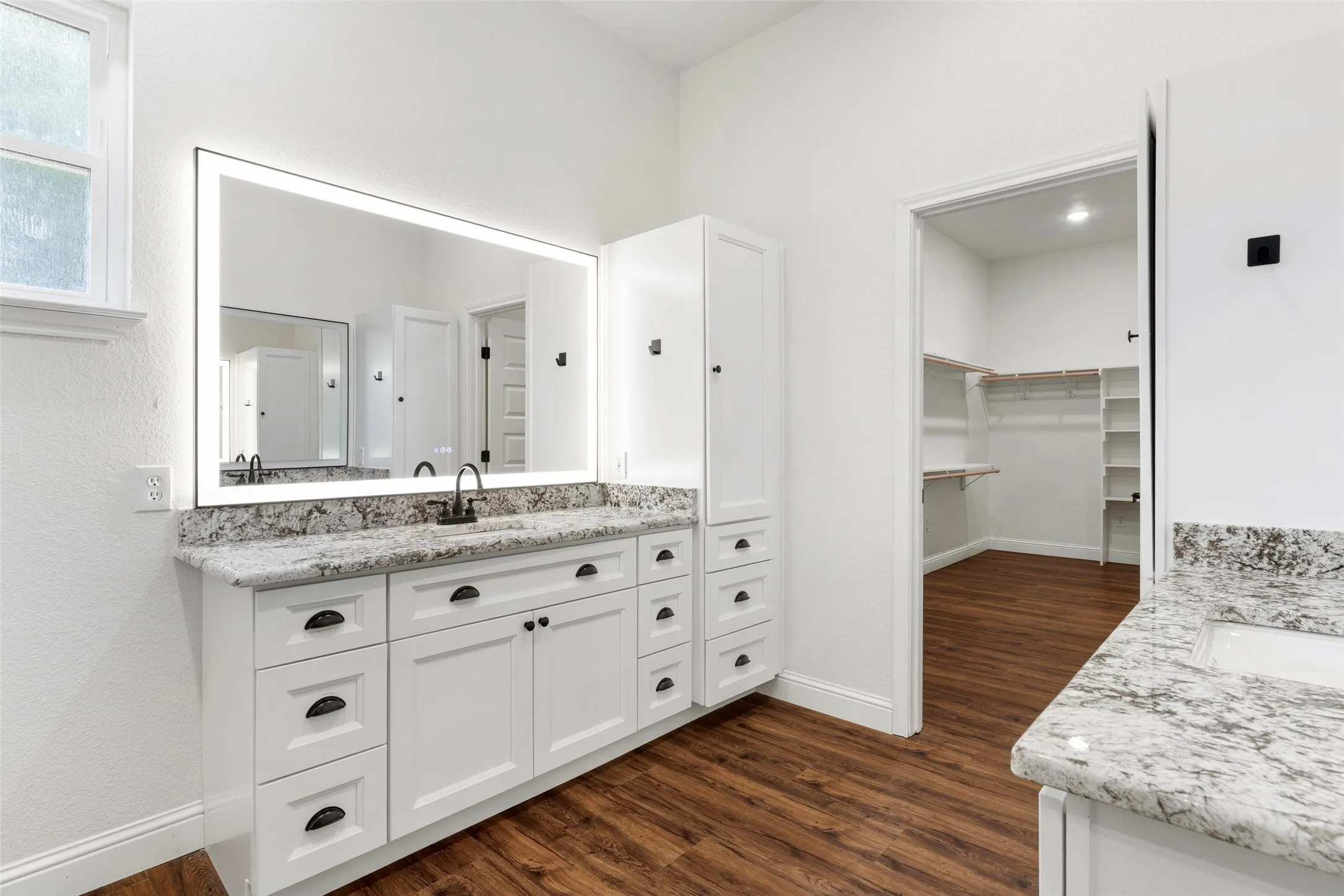 Single Family Residence For Sale in Johnson County , 1754 Riverview Drive, Cleburne, Texas 76033, 4 Bedroom, 3 Bathroom, 2 Garage spaces, 3,178 Sqft, built in 2023, mls#21295617, Real Estate Agent in Cleburne, Homes For Sale in Johnson county, Homes For Sale in Cleburne, Realtor in Cleburne Texas, Real Estate Brokerage Independent Realty Texas, Luminita Cordes Realtor
