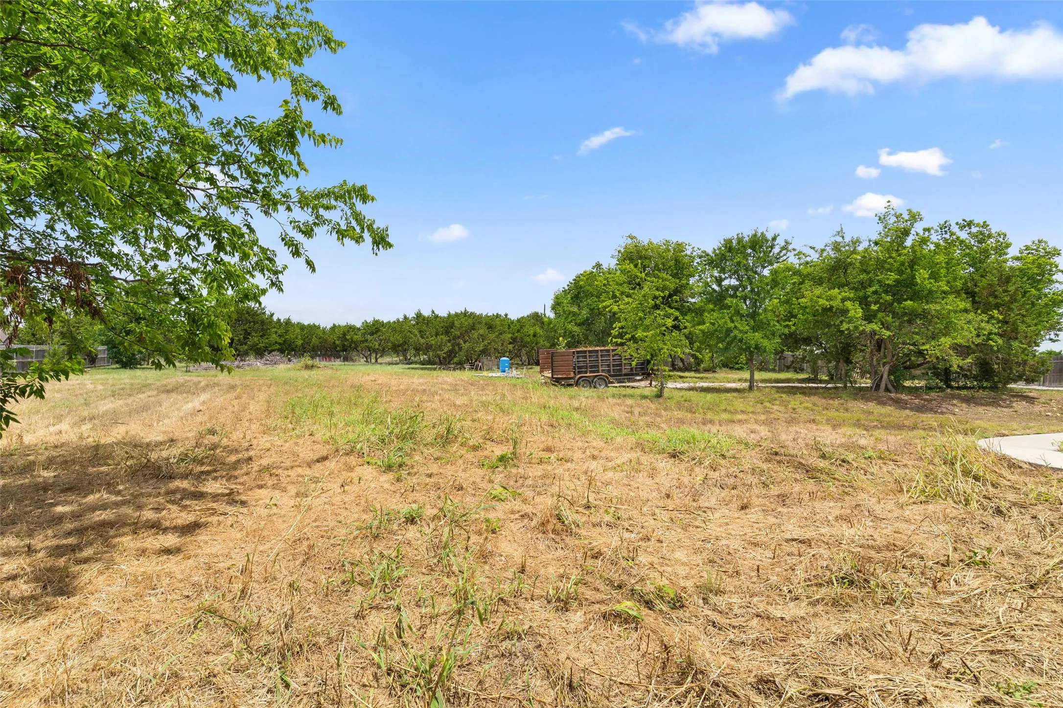 Single Family Residence For Sale in Johnson County , 1754 Riverview Drive, Cleburne, Texas 76033, 4 Bedroom, 3 Bathroom, 2 Garage spaces, 3,178 Sqft, built in 2023, mls#21295617, Real Estate Agent in Cleburne, Homes For Sale in Johnson county, Homes For Sale in Cleburne, Realtor in Cleburne Texas, Real Estate Brokerage Independent Realty Texas, Luminita Cordes Realtor
