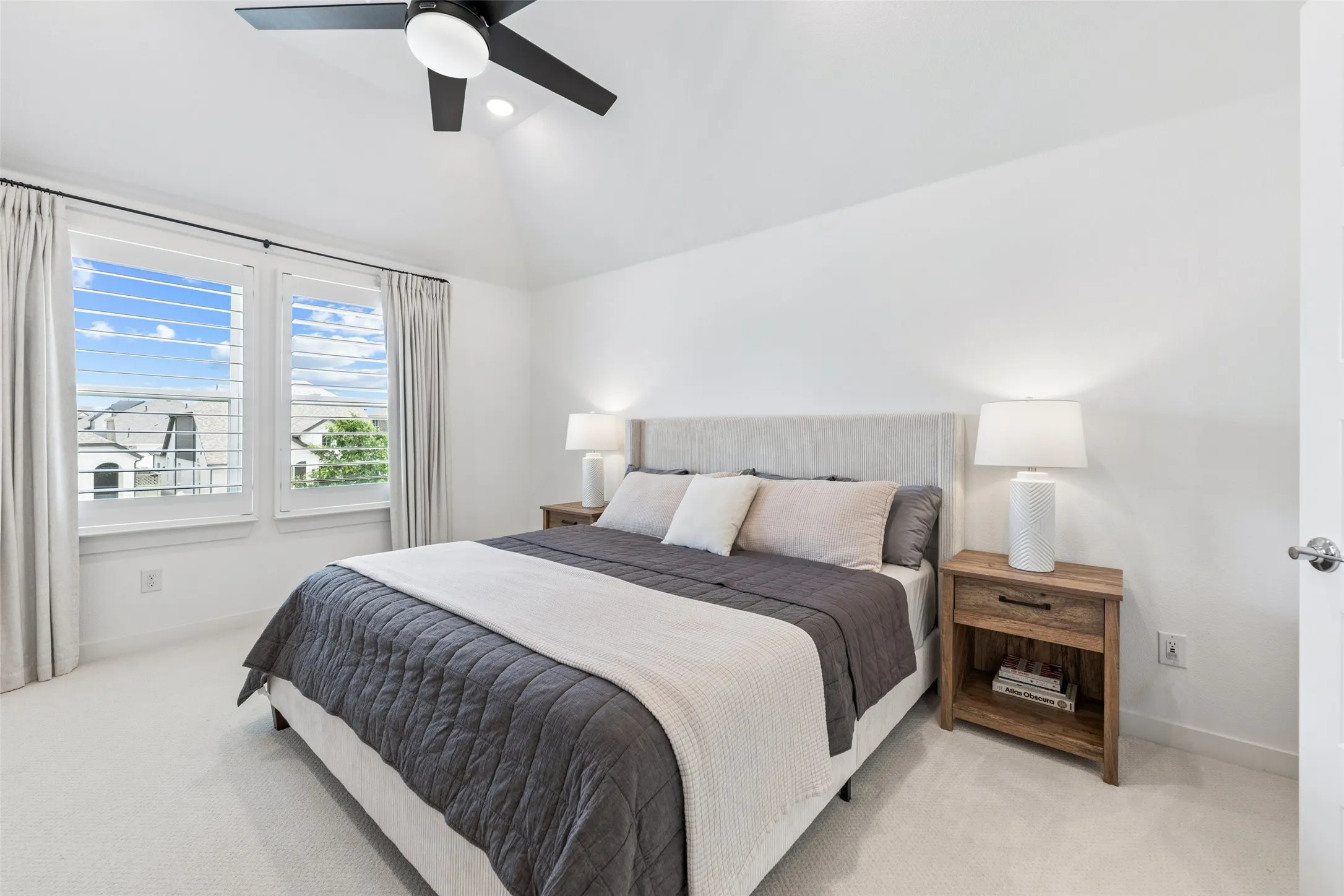Single Family Residence For Sale in Denton County , 2301 Jack Rabbit Way, Northlake, Texas 76247, 4 Bedroom, 3 Bathroom, 2 Garage spaces, 2,454 Sqft, built in 2022, mls#21275648, Real Estate Agent in Northlake, Homes For Sale in Denton county, Homes For Sale in Northlake, Realtor in Northlake Texas, Real Estate Brokerage Independent Realty Texas, Luminita Cordes Realtor