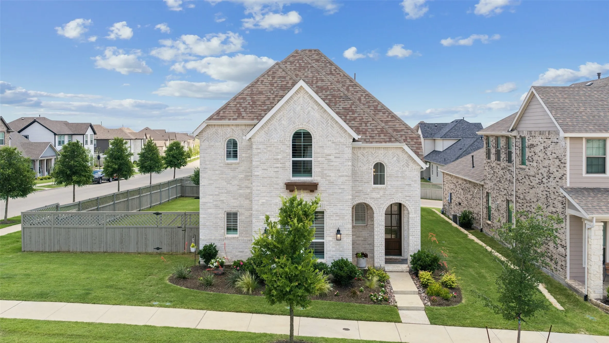 Single Family Residence For Sale in Denton County , 2301 Jack Rabbit Way, Northlake, Texas 76247, 4 Bedroom, 3 Bathroom, 2 Garage spaces, 2,454 Sqft, built in 2022, mls#21275648, Real Estate Agent in Northlake, Homes For Sale in Denton county, Homes For Sale in Northlake, Realtor in Northlake Texas, Real Estate Brokerage Independent Realty Texas, Luminita Cordes Realtor