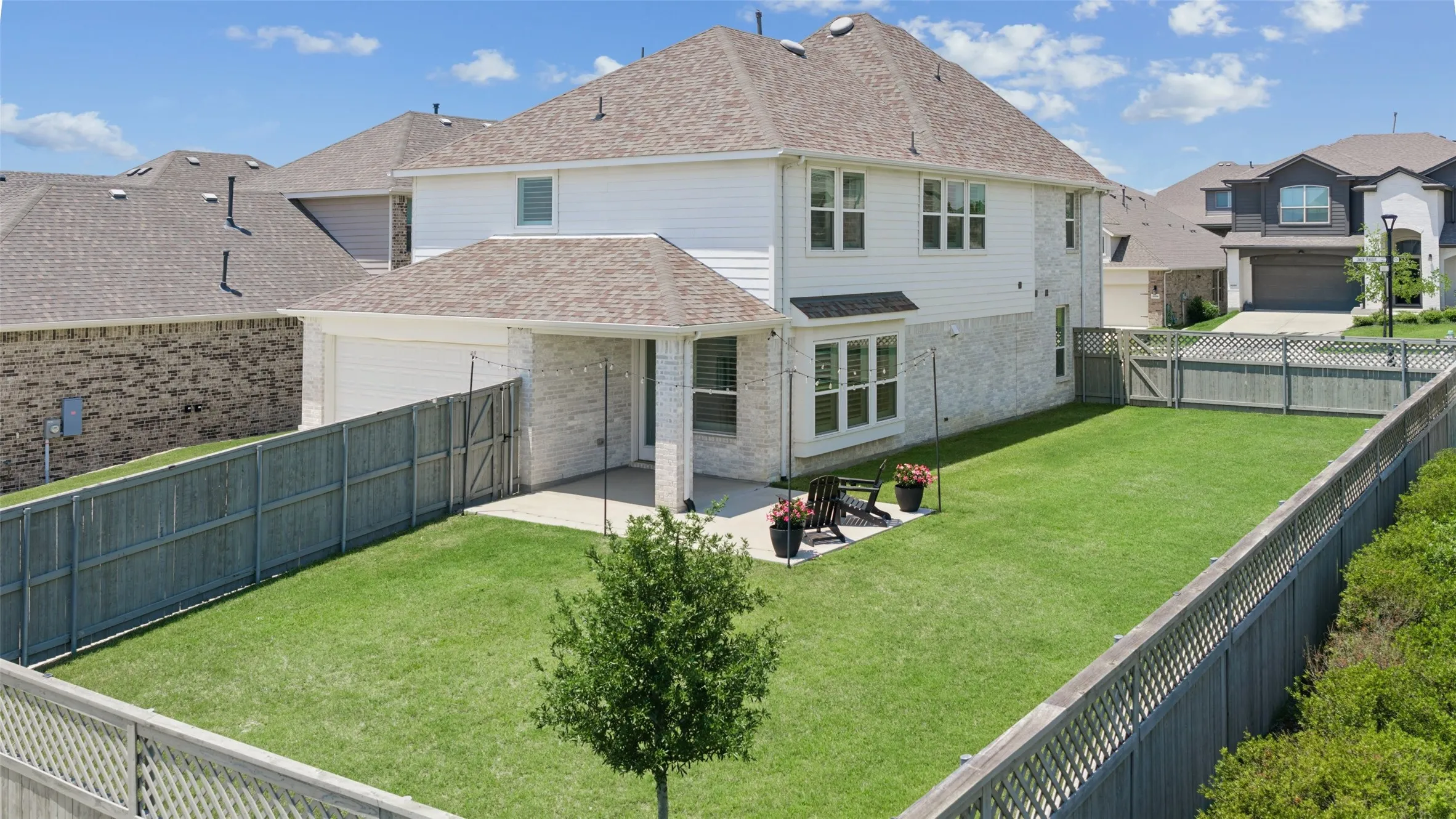 Single Family Residence For Sale in Denton County , 2301 Jack Rabbit Way, Northlake, Texas 76247, 4 Bedroom, 3 Bathroom, 2 Garage spaces, 2,454 Sqft, built in 2022, mls#21275648, Real Estate Agent in Northlake, Homes For Sale in Denton county, Homes For Sale in Northlake, Realtor in Northlake Texas, Real Estate Brokerage Independent Realty Texas, Luminita Cordes Realtor