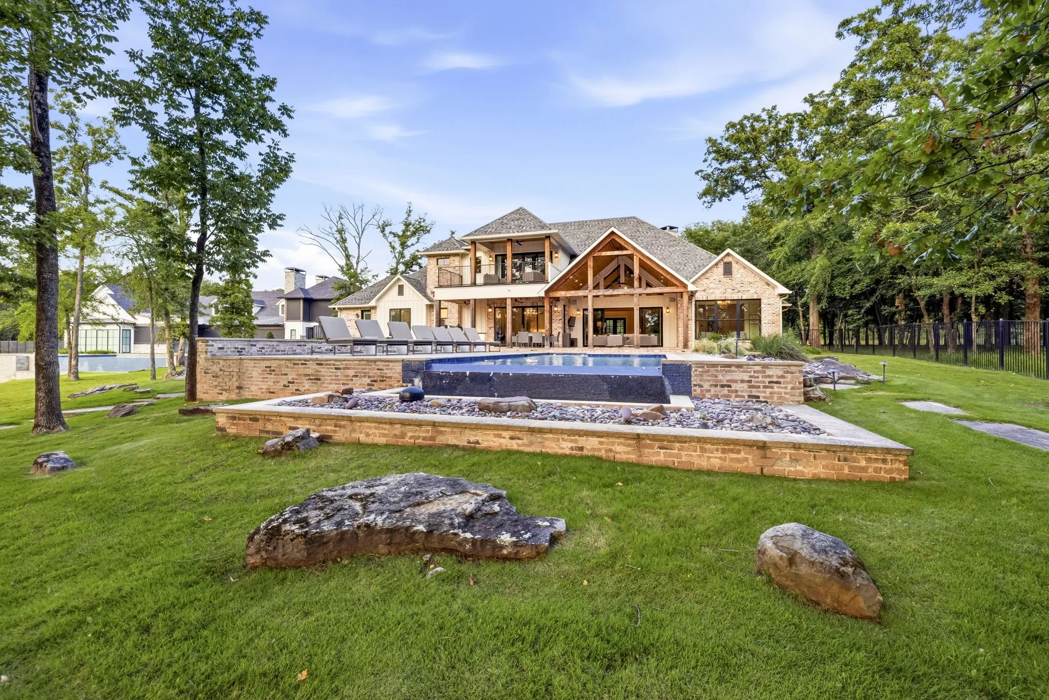 Single Family Residence For Sale in Henderson County , 201 Sandpiper Drive, Mabank, Texas 75156, 5 Bedroom, 6 Bathroom, 3 Garage spaces, 4,262 Sqft, built in 2021, mls#21288518, Real Estate Agent in Mabank, Homes For Sale in Henderson county, Homes For Sale in Mabank, Realtor in Mabank Texas, Real Estate Brokerage Independent Realty Texas, Luminita Cordes Realtor