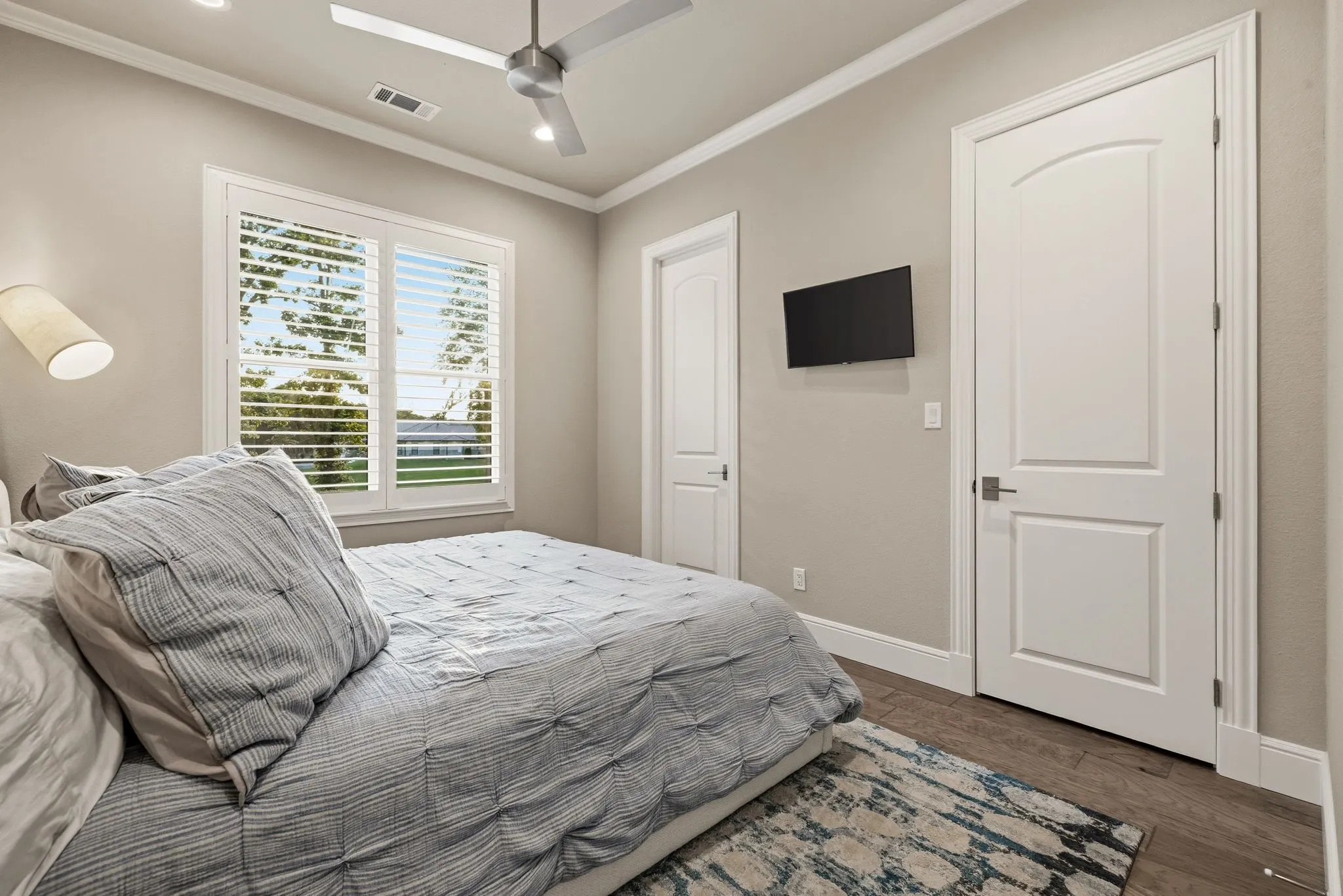 Single Family Residence For Sale in Henderson County , 201 Sandpiper Drive, Mabank, Texas 75156, 5 Bedroom, 6 Bathroom, 3 Garage spaces, 4,262 Sqft, built in 2021, mls#21288518, Real Estate Agent in Mabank, Homes For Sale in Henderson county, Homes For Sale in Mabank, Realtor in Mabank Texas, Real Estate Brokerage Independent Realty Texas, Luminita Cordes Realtor