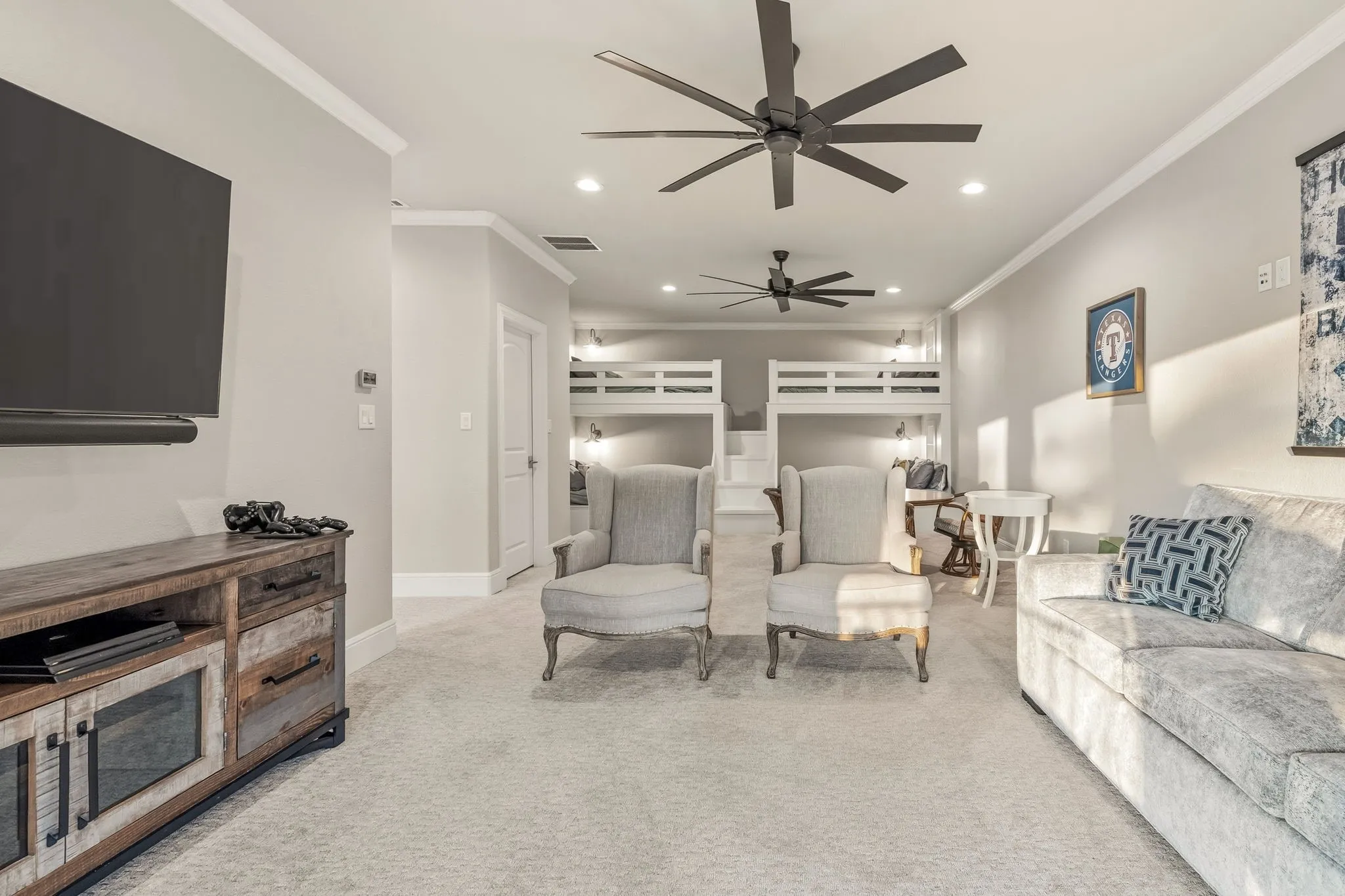 Single Family Residence For Sale in Henderson County , 201 Sandpiper Drive, Mabank, Texas 75156, 5 Bedroom, 6 Bathroom, 3 Garage spaces, 4,262 Sqft, built in 2021, mls#21288518, Real Estate Agent in Mabank, Homes For Sale in Henderson county, Homes For Sale in Mabank, Realtor in Mabank Texas, Real Estate Brokerage Independent Realty Texas, Luminita Cordes Realtor